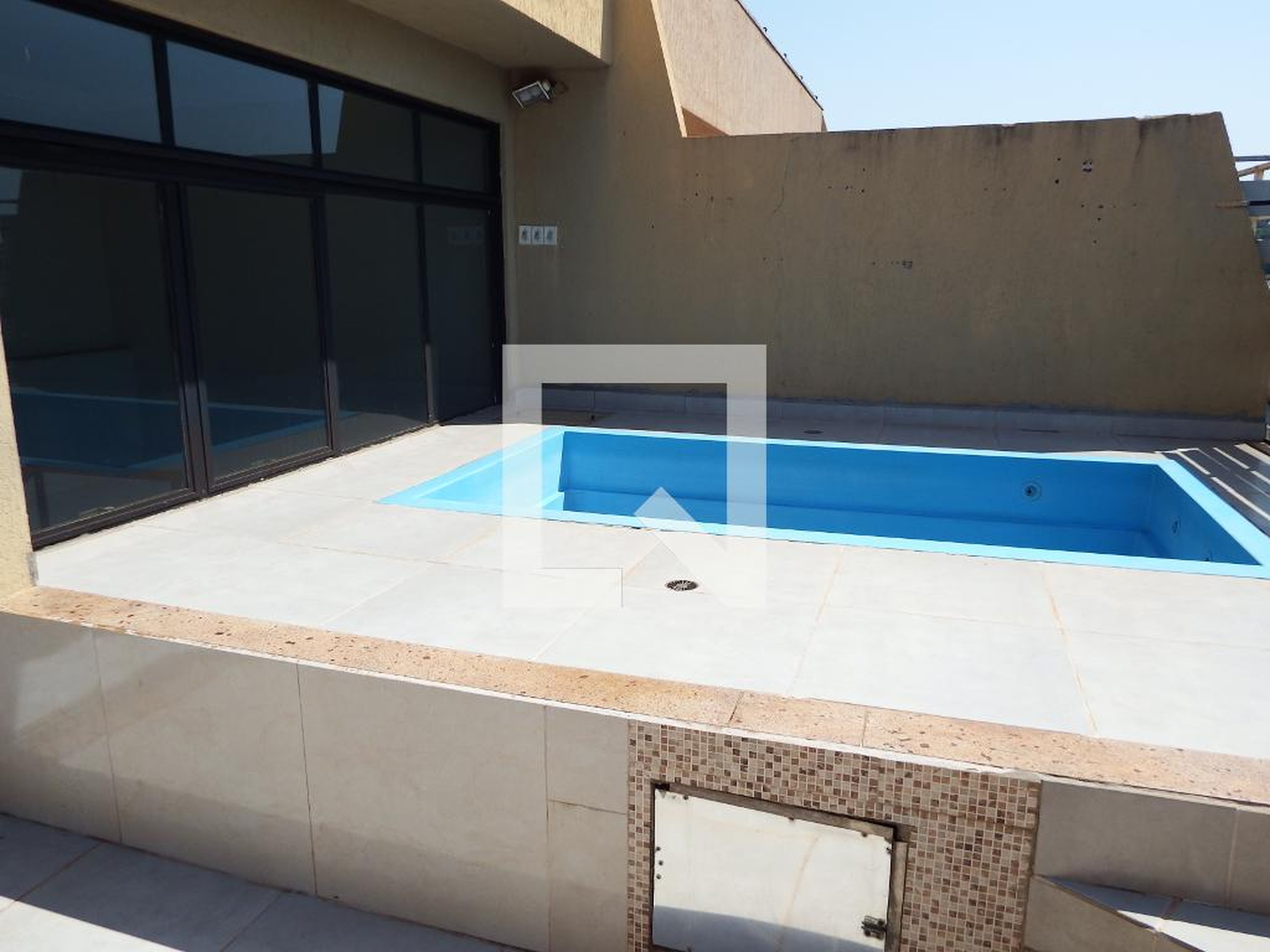 Piscina - Residencial Jaqueline