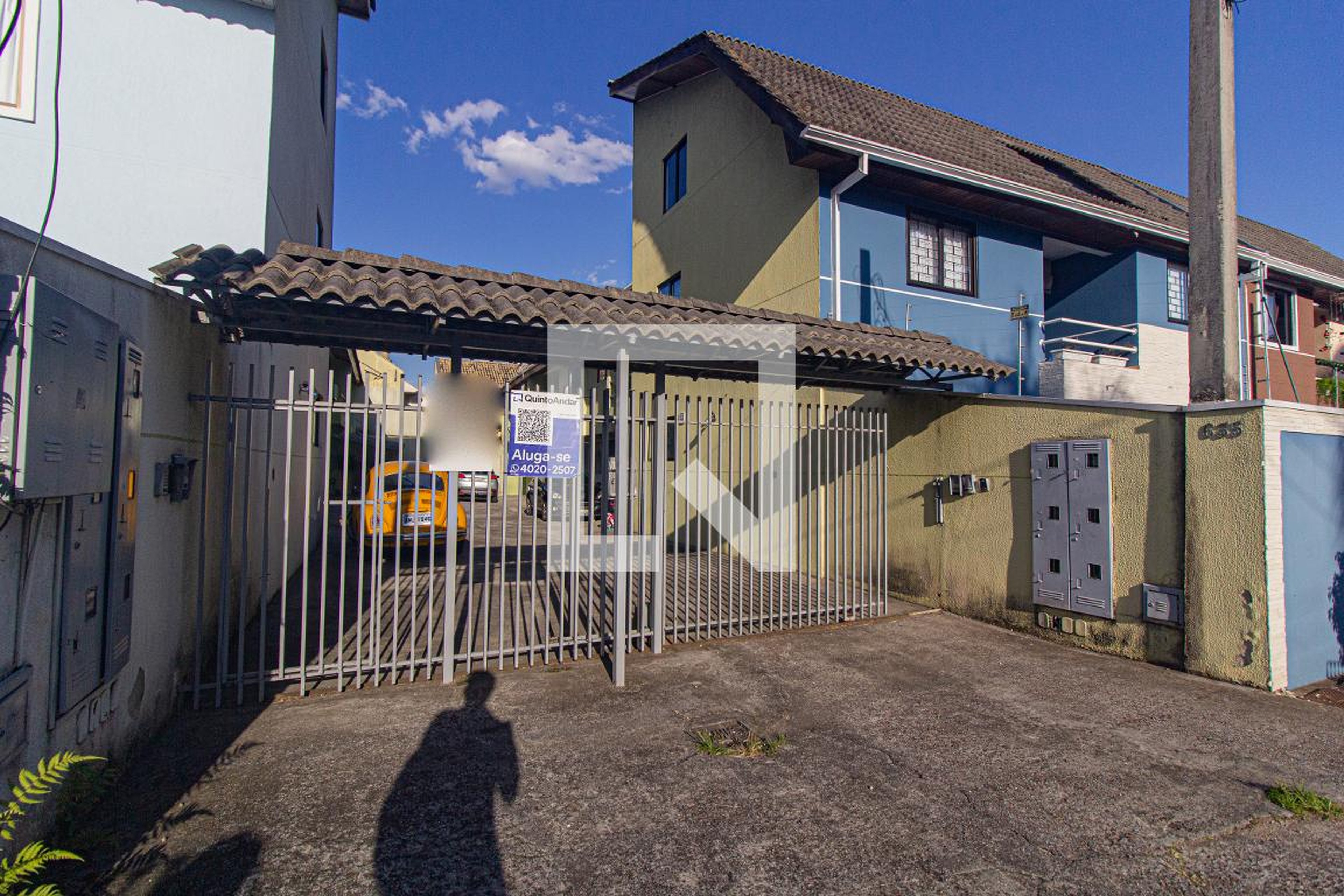 Fachada Condomínio em Rua Doutor Bronislau Ostoja Roguski, 635