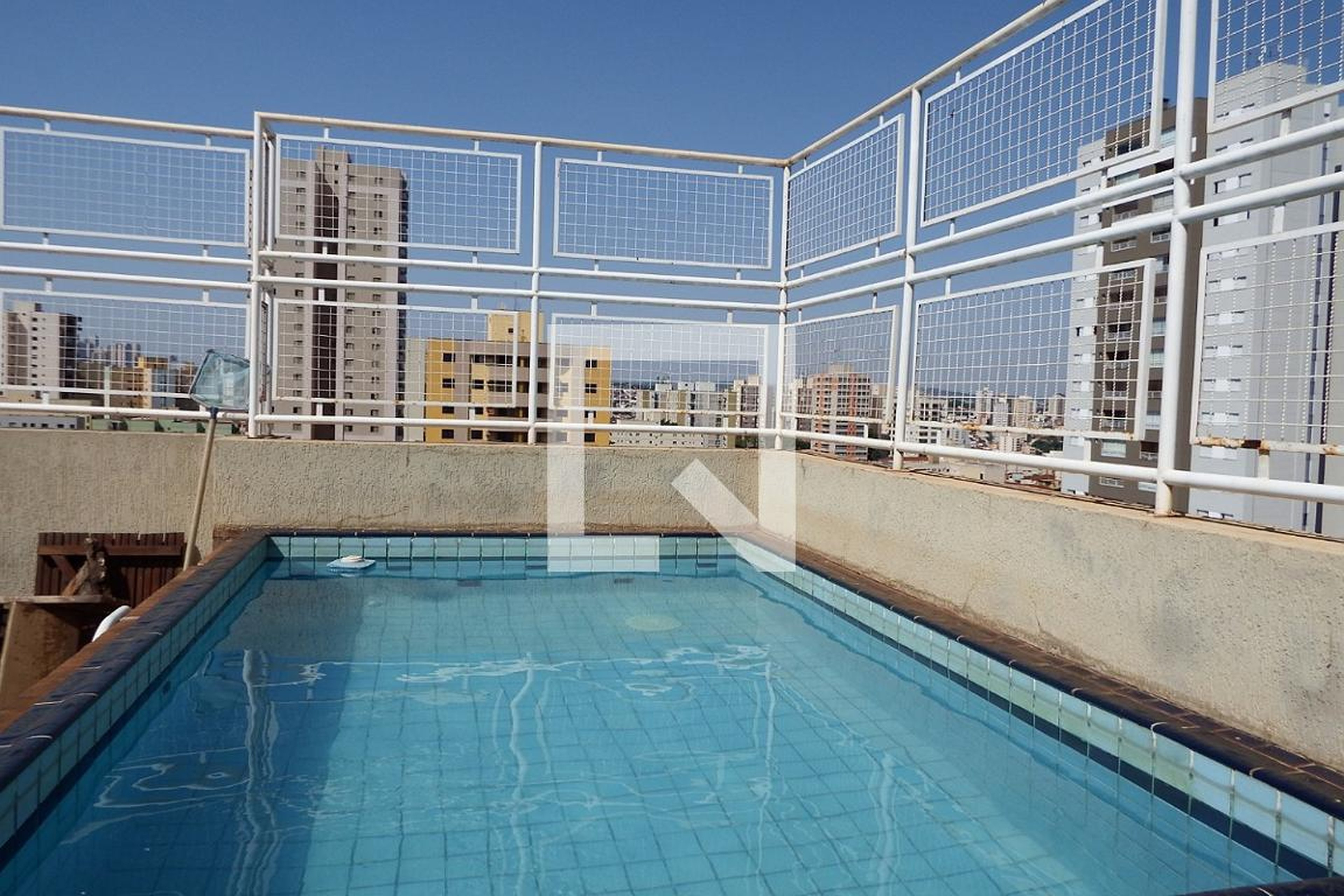 Piscina Edifício Spazio Del'Arte