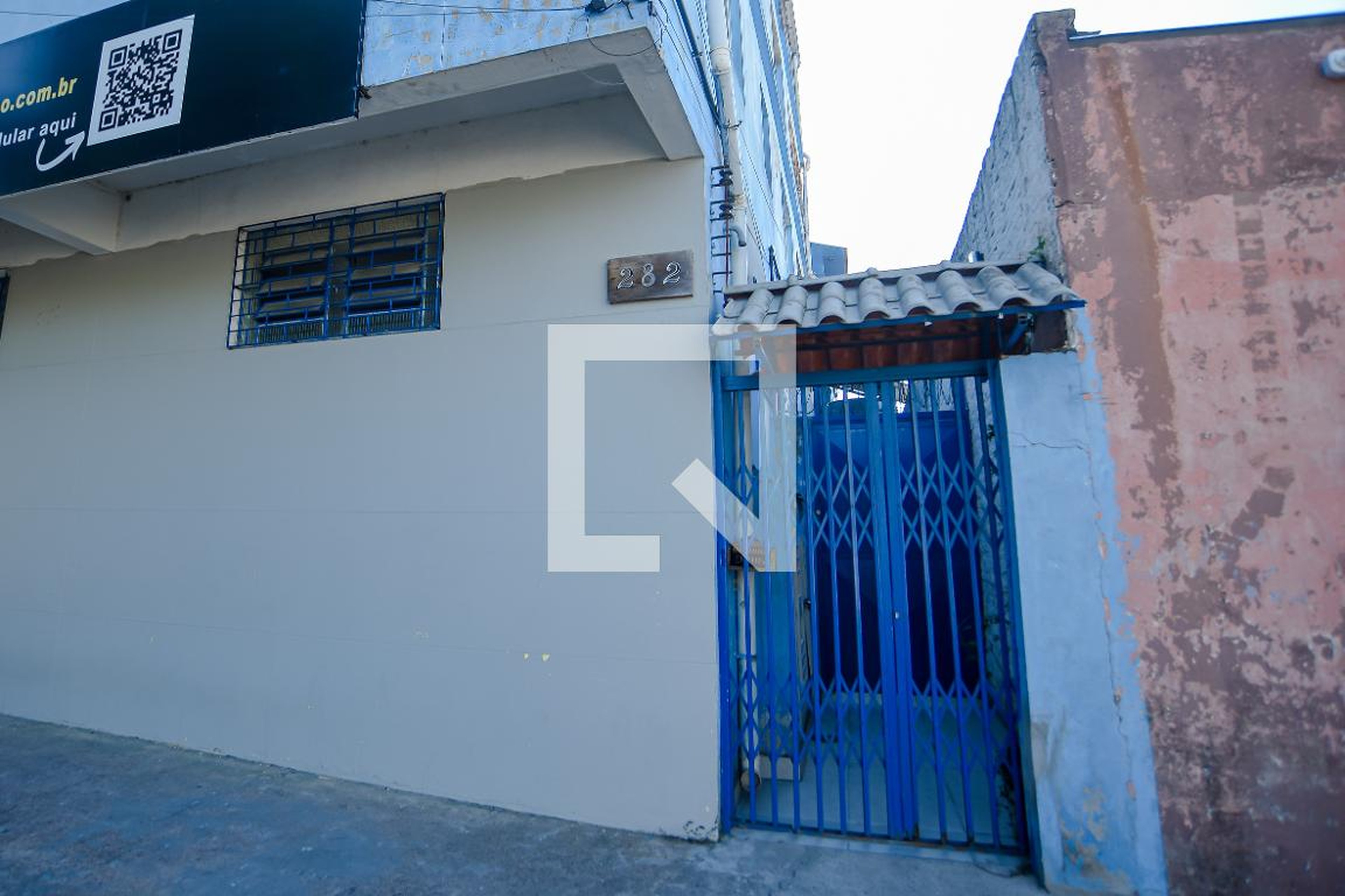 Fachada Condomínio em Rua Wenceslau, 282