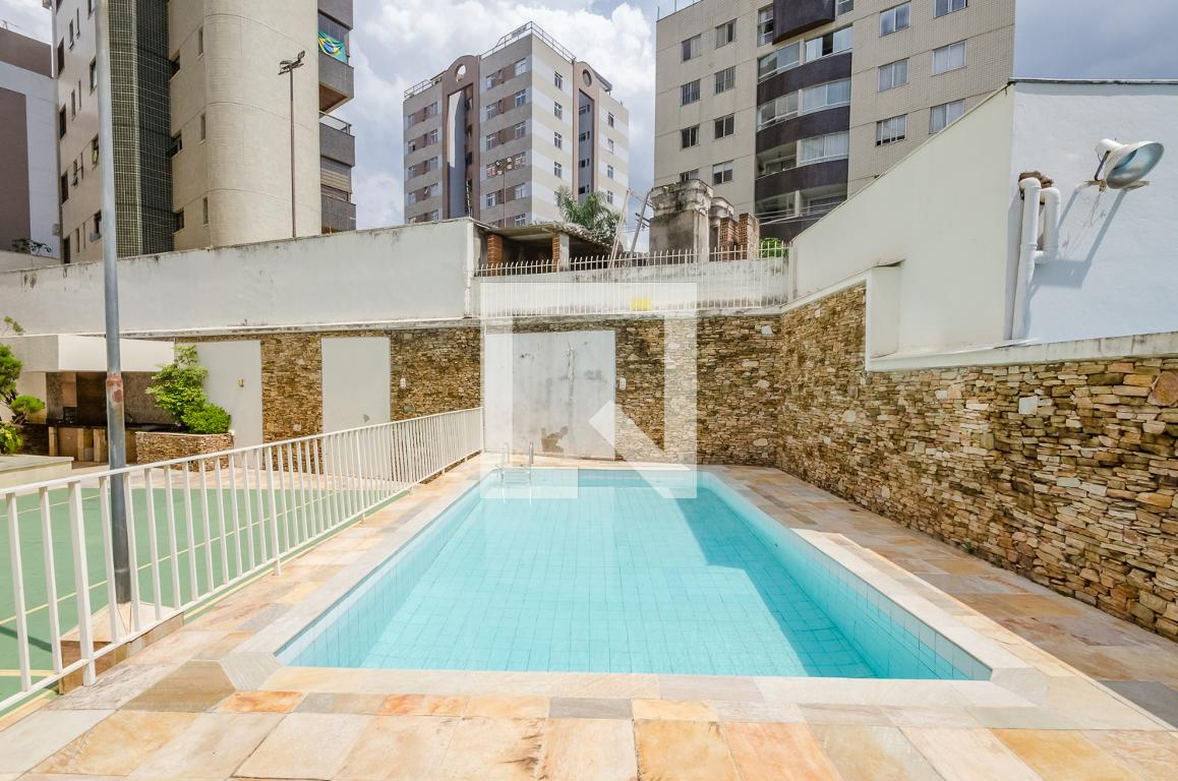 Piscina - Edifício Porto Seguro