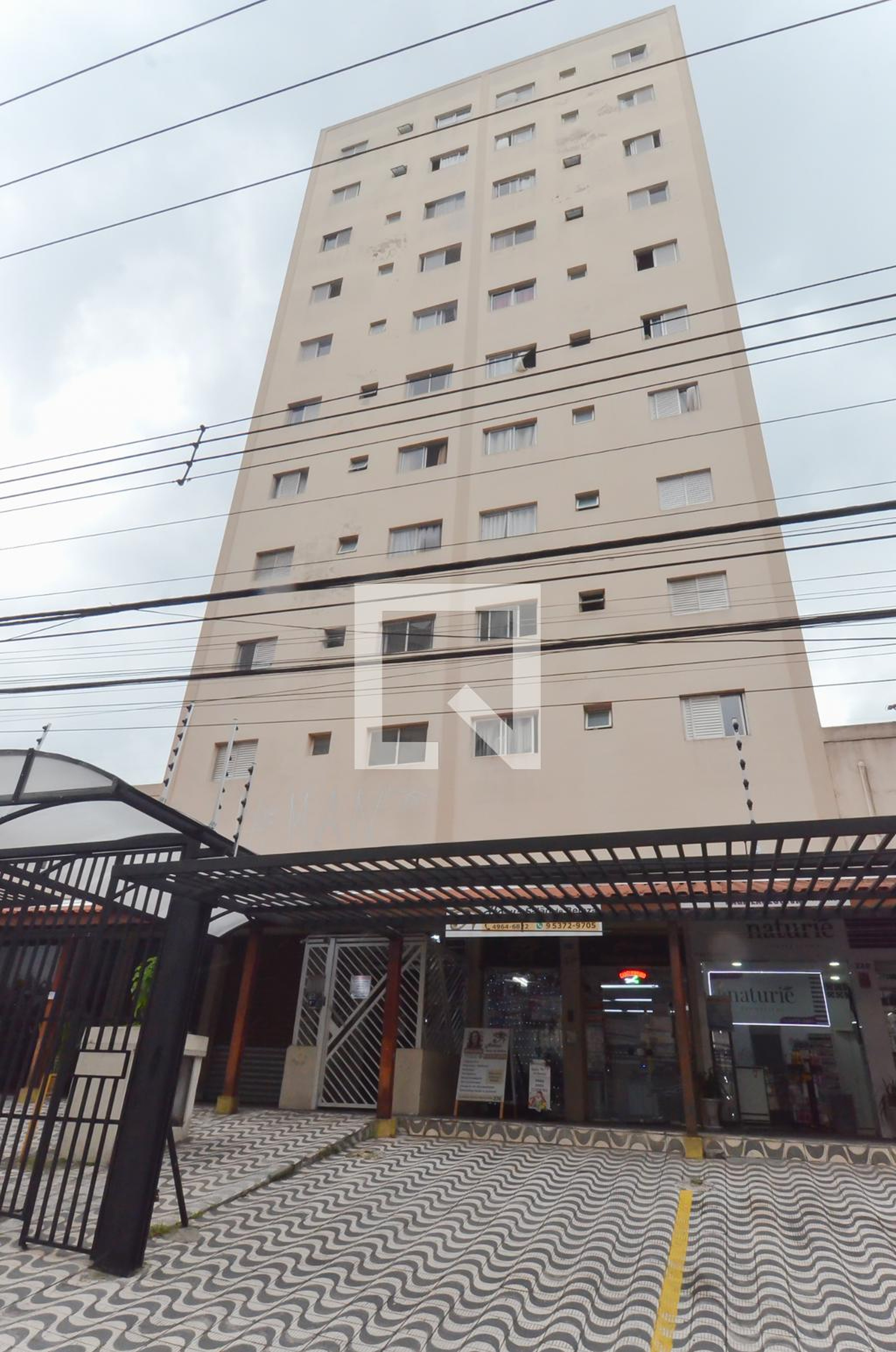Fachada do Prédio Condomínio em Avenida Mariana Ubaldina do Espírito Santo, 242
