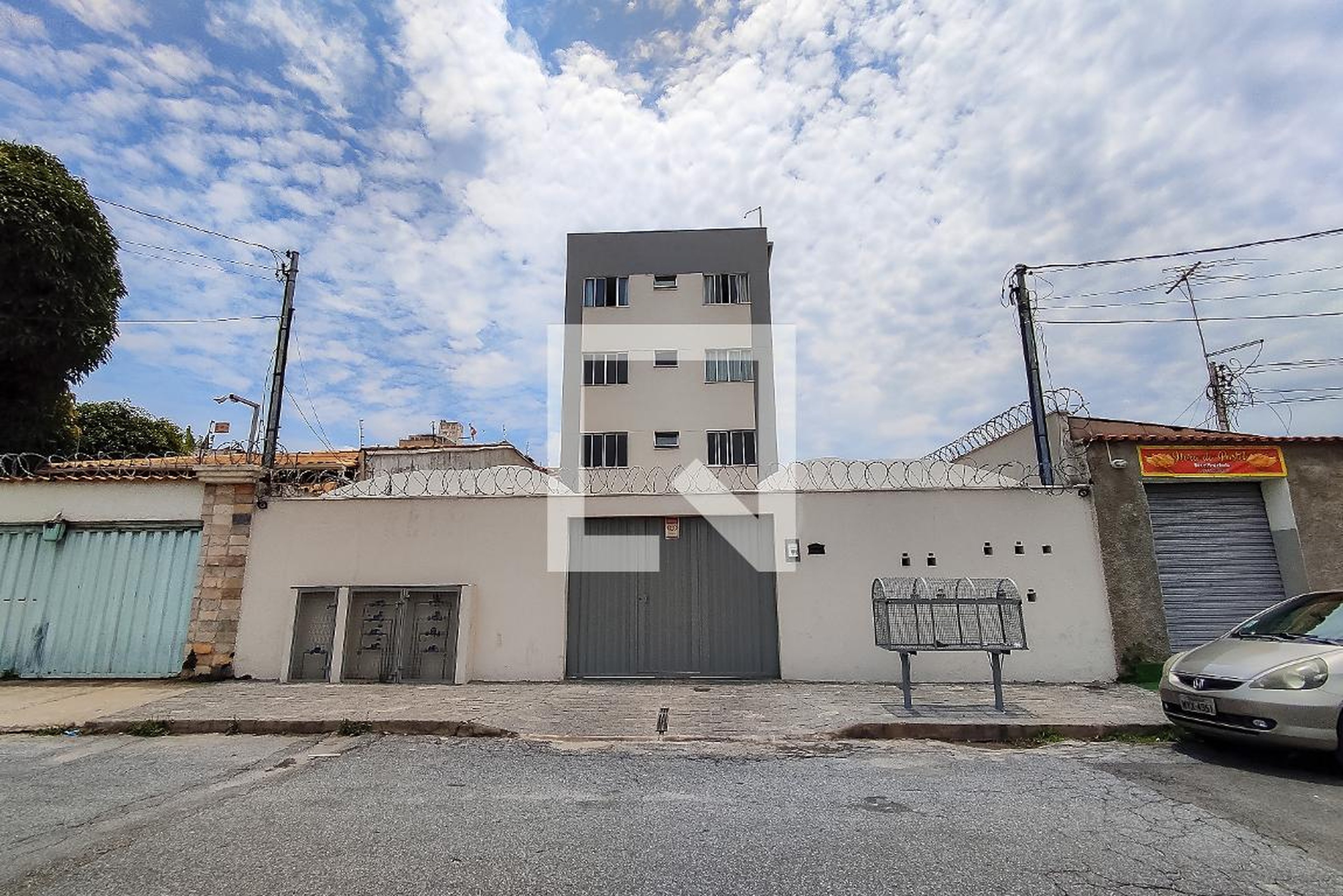Fachada Condomínio em Rua Dom Pedrito, 479