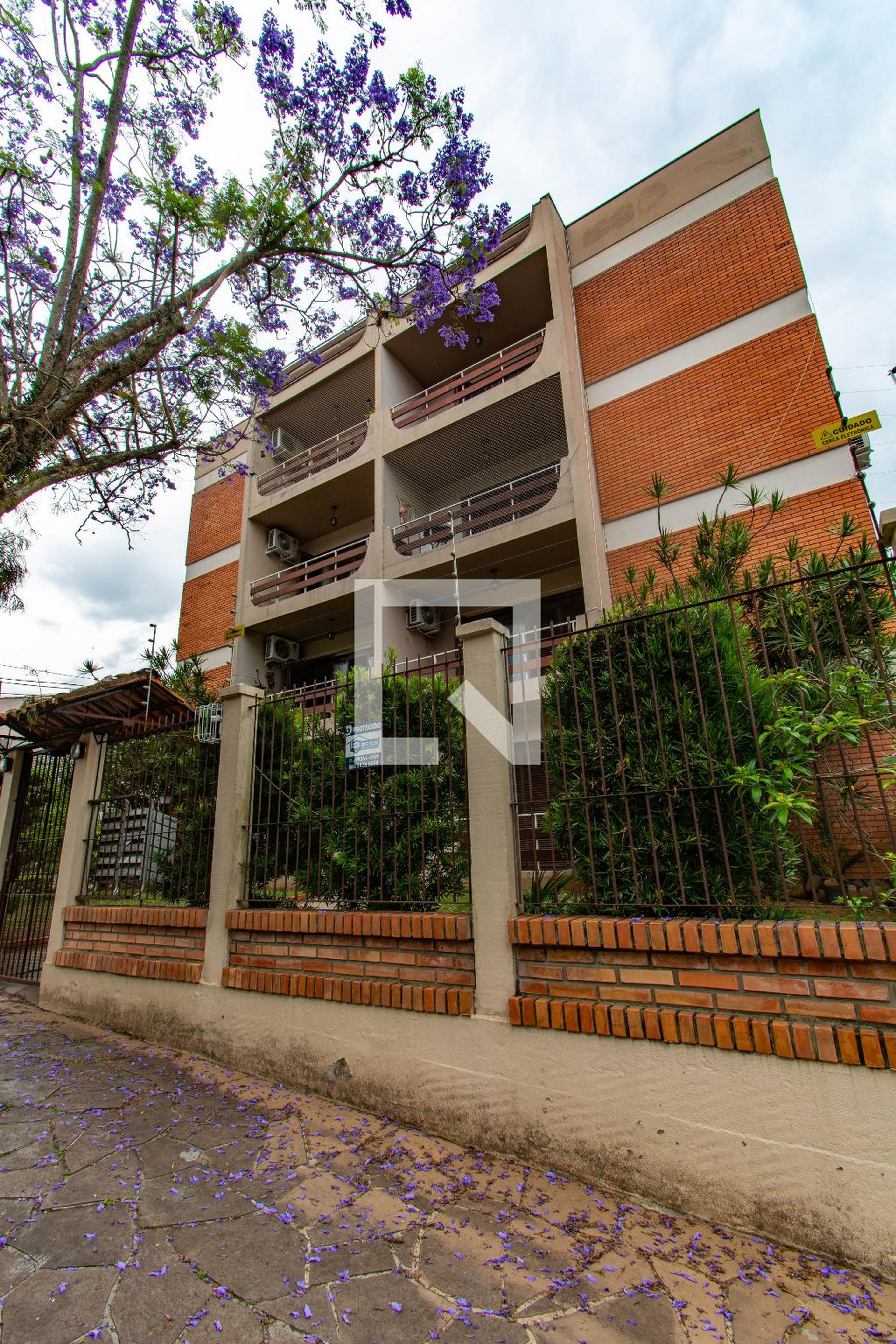 Fachada Condomínio em Rua César Lates, 100