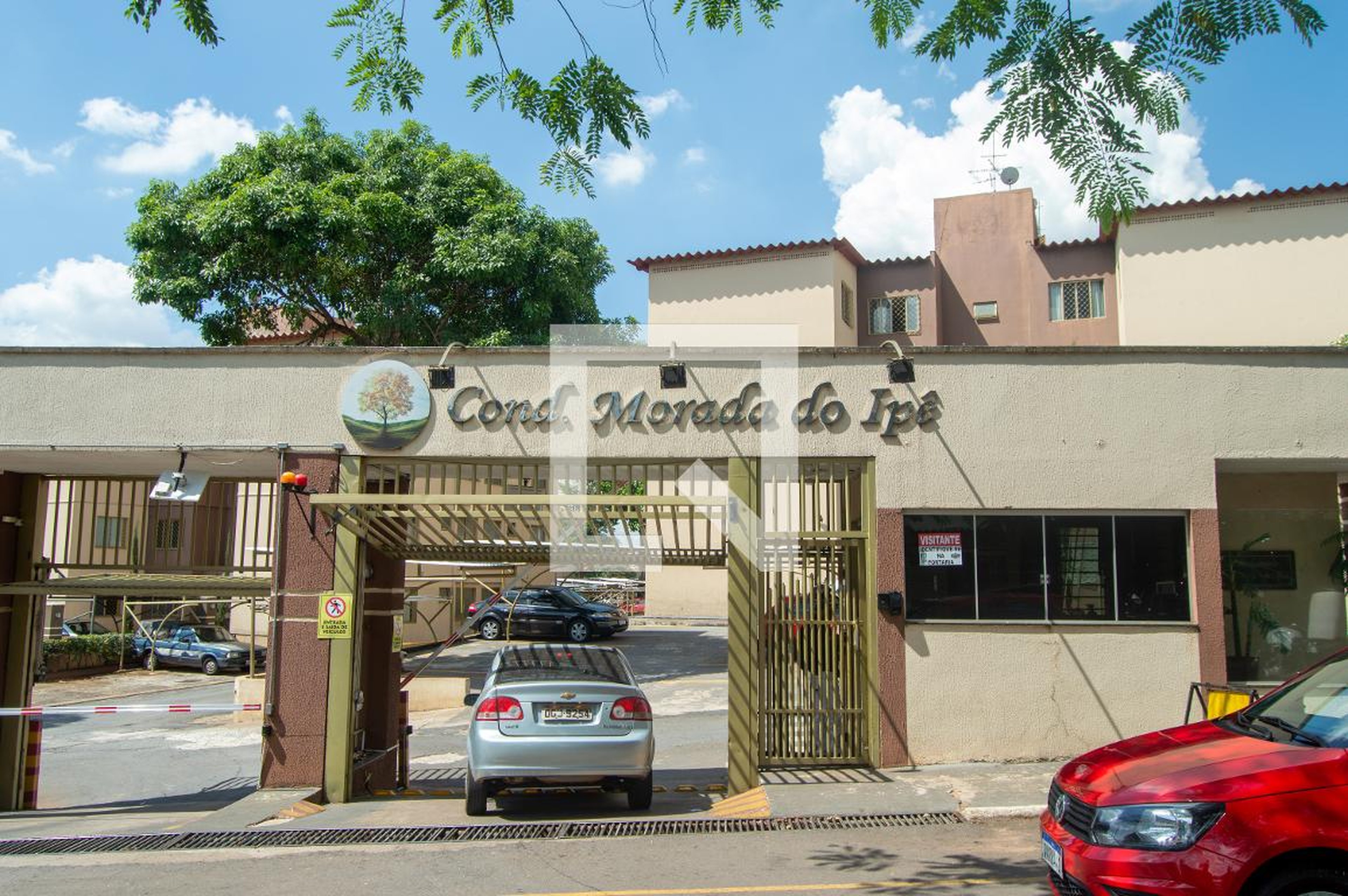 Fachada Condomínio Morada do Ipê