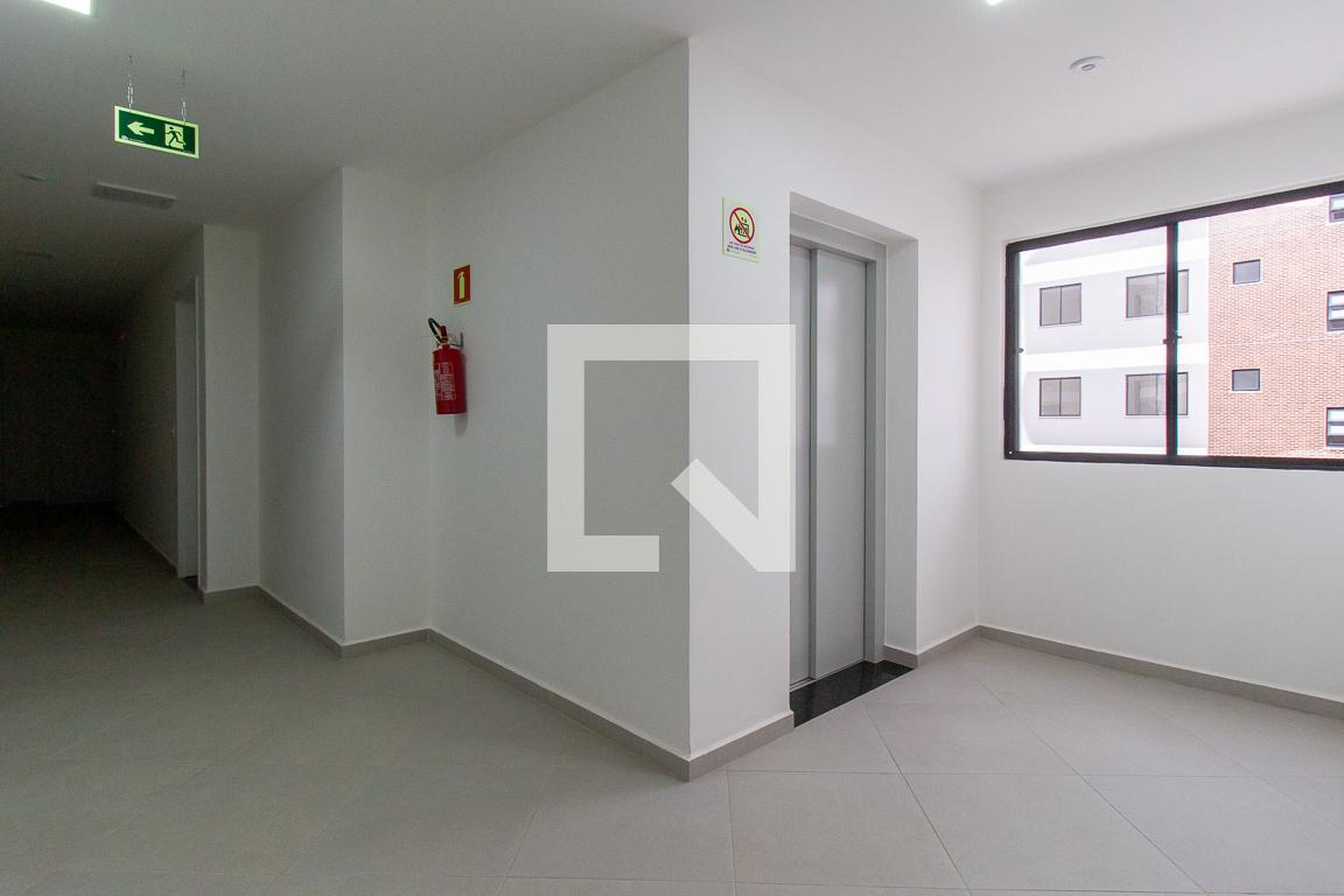 Hall - Plaza Royal Residencial