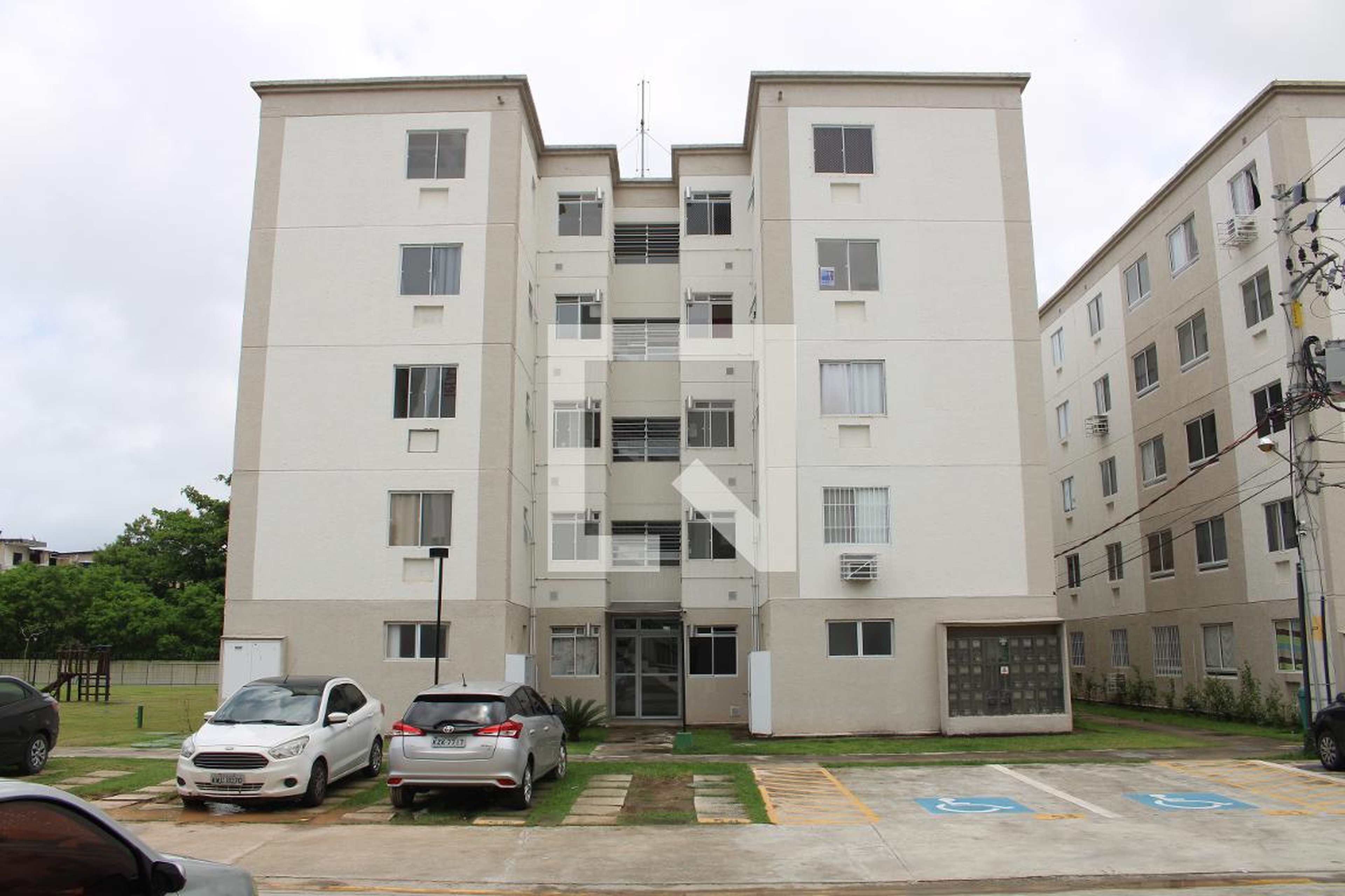 Fachada do Prédio Condomínio Pátio do Sol