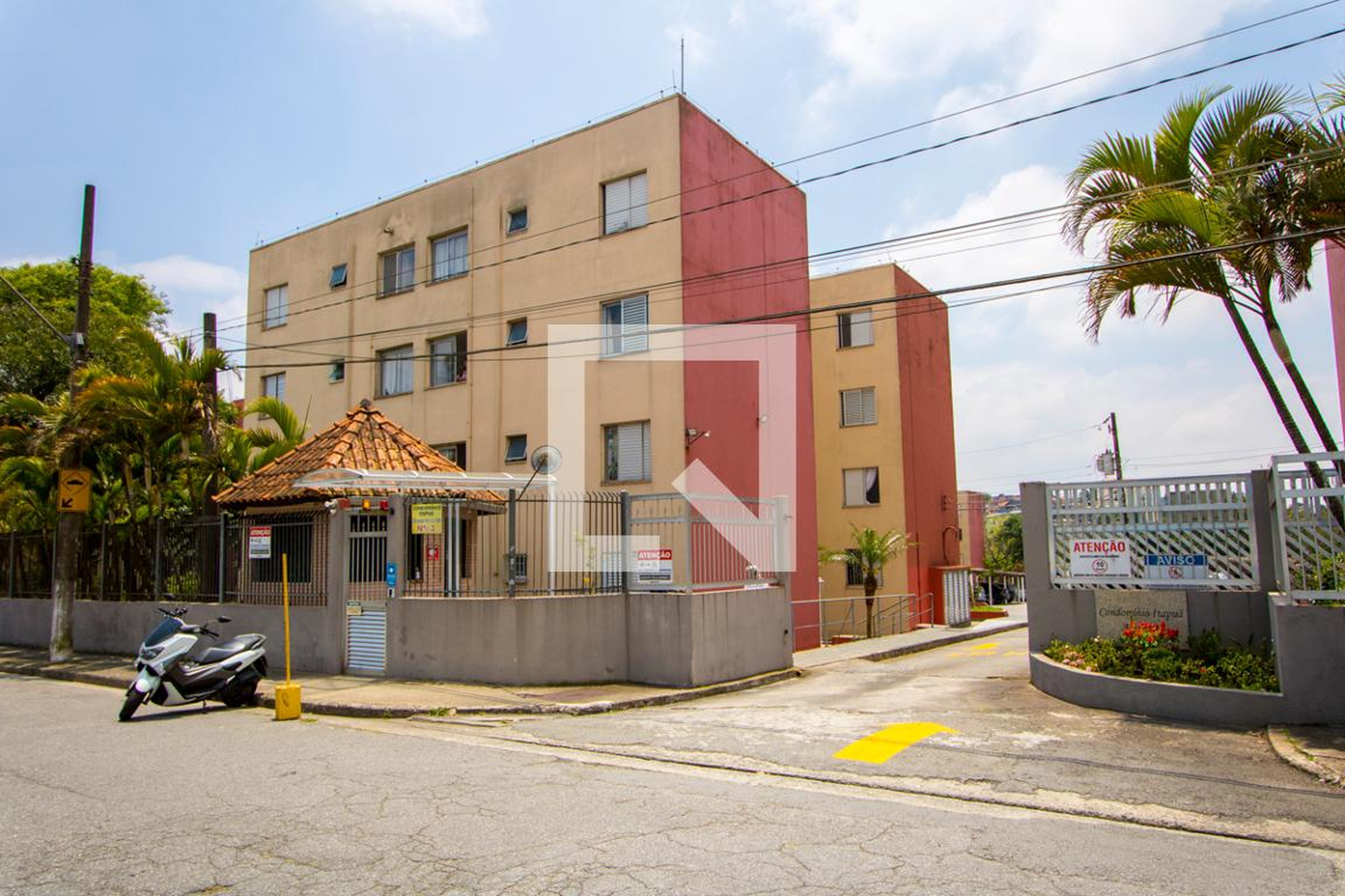Fachada do condomínio Residencial Itapuã