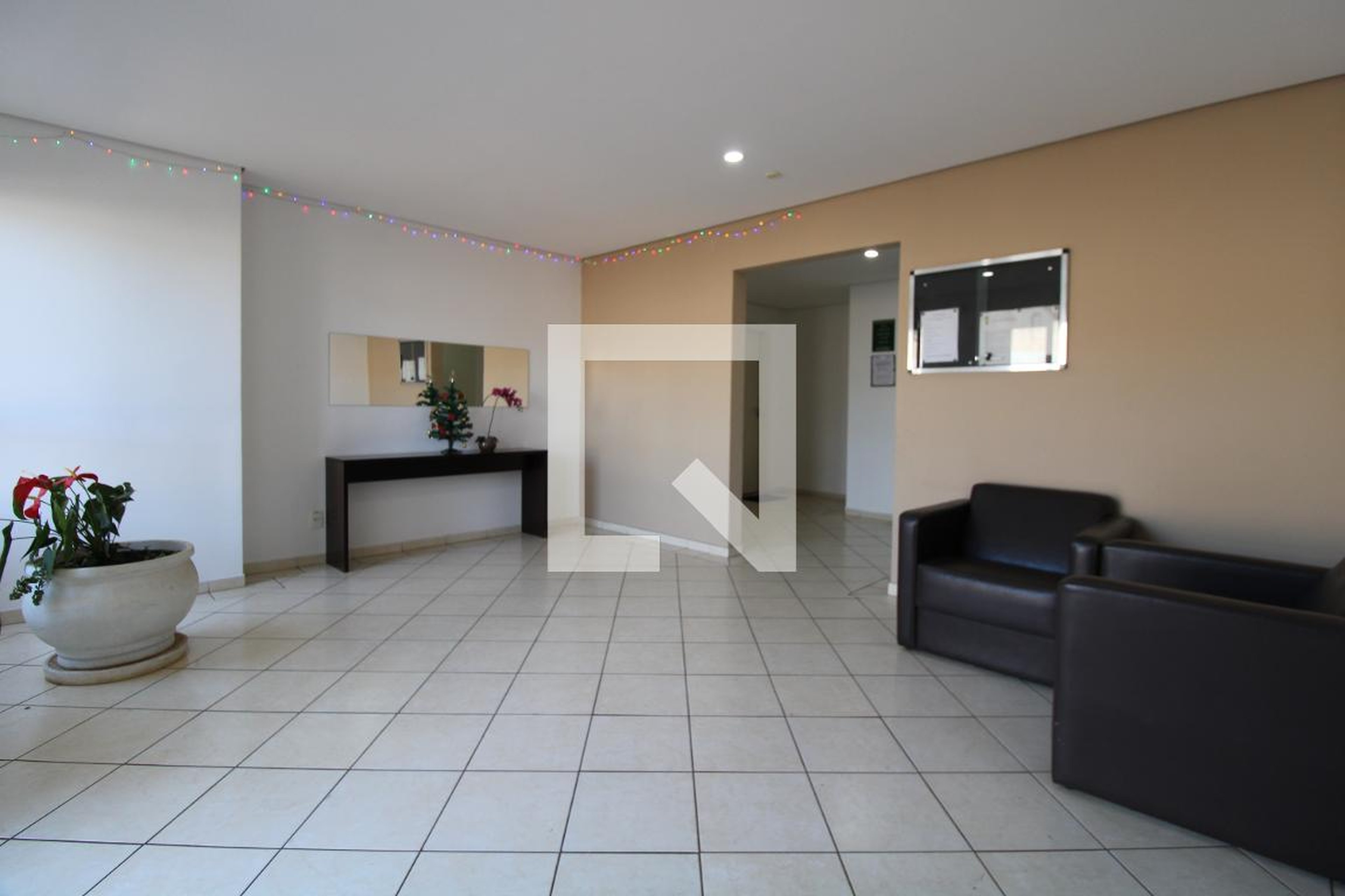 Hall de entrada - Lumini 4