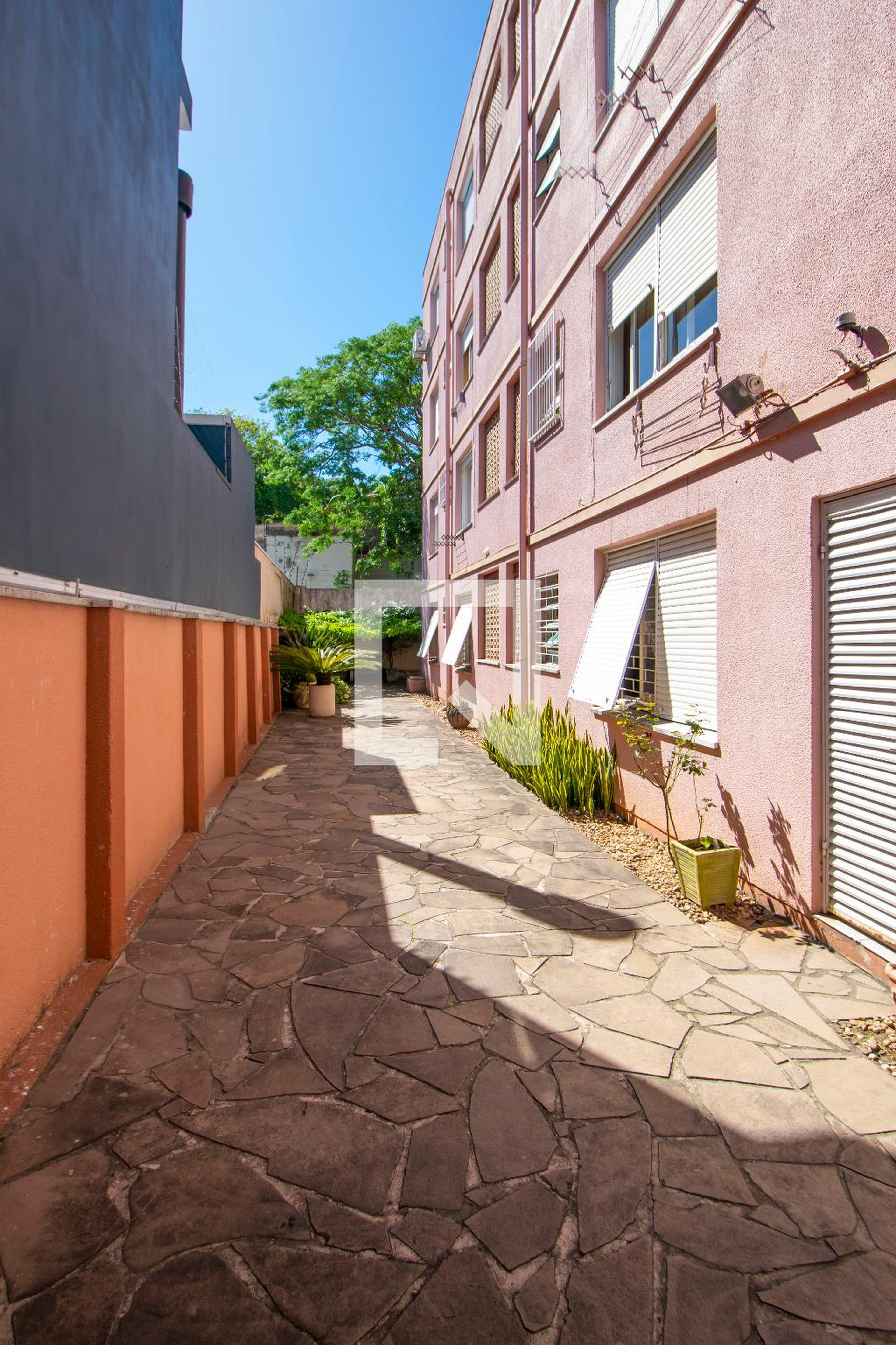 Condomínio - Regente