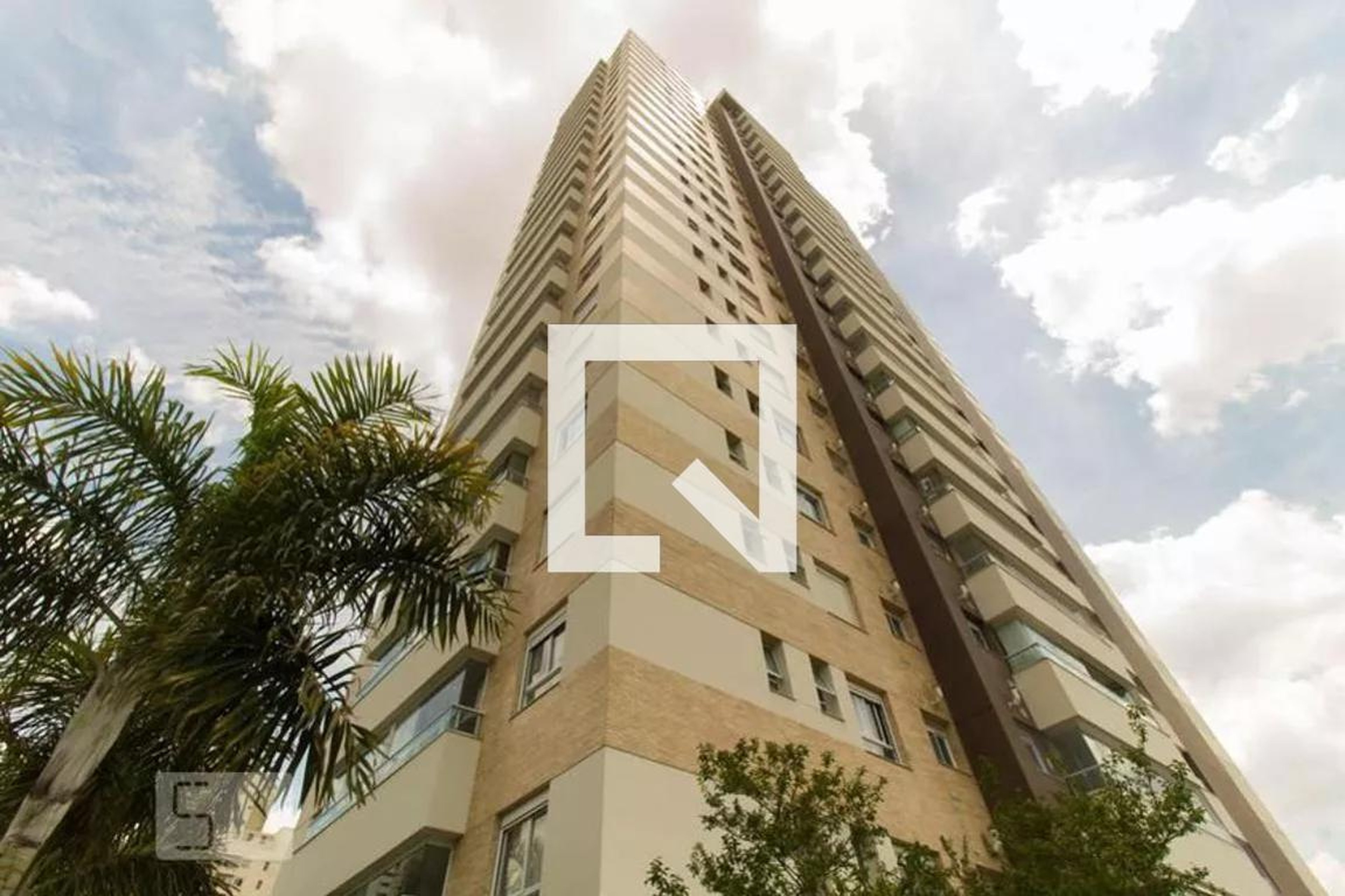 Fachada do Condomínio Condomínio Absolute