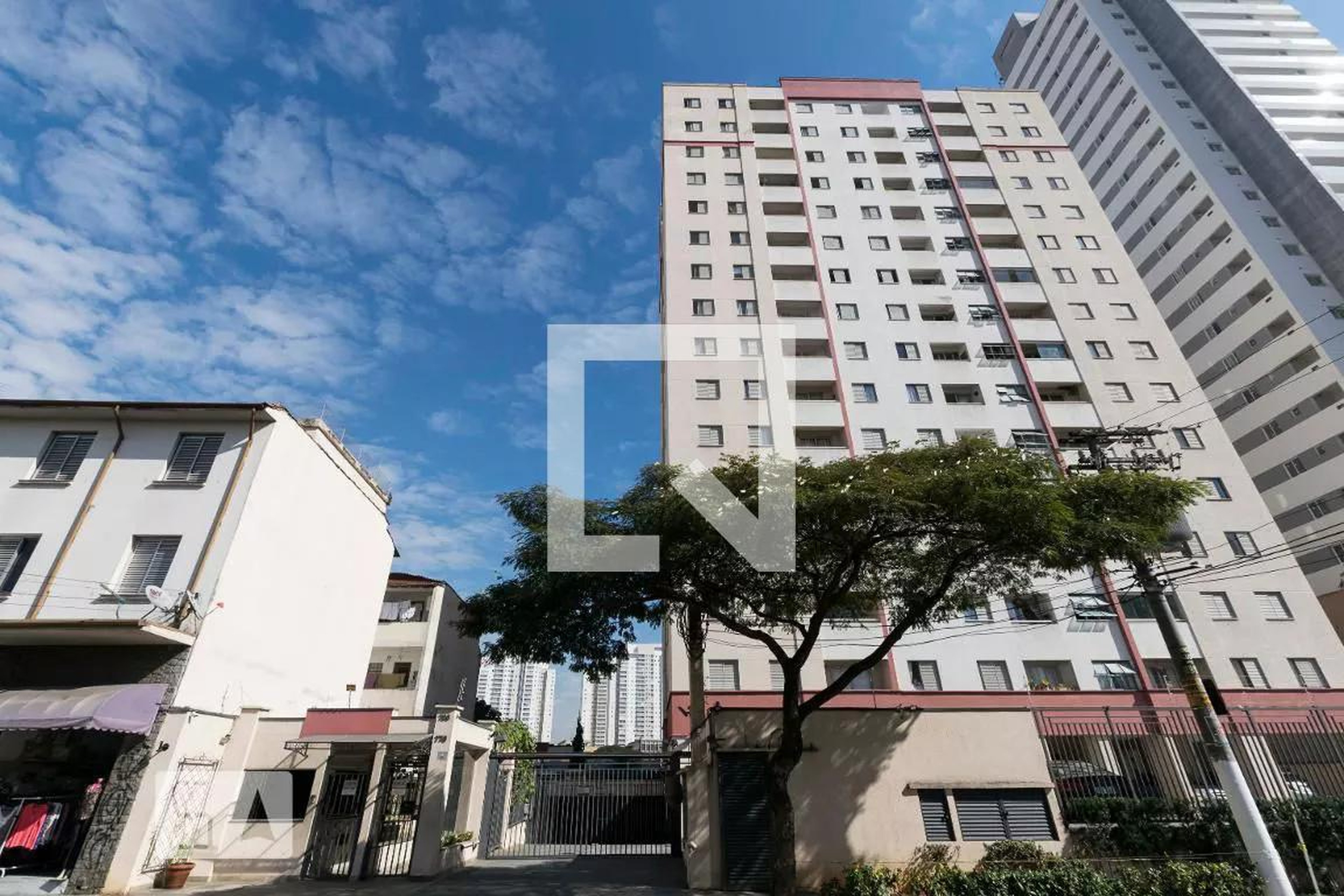 Fachada do Condomínio Condomínio Philadelphia Gardens