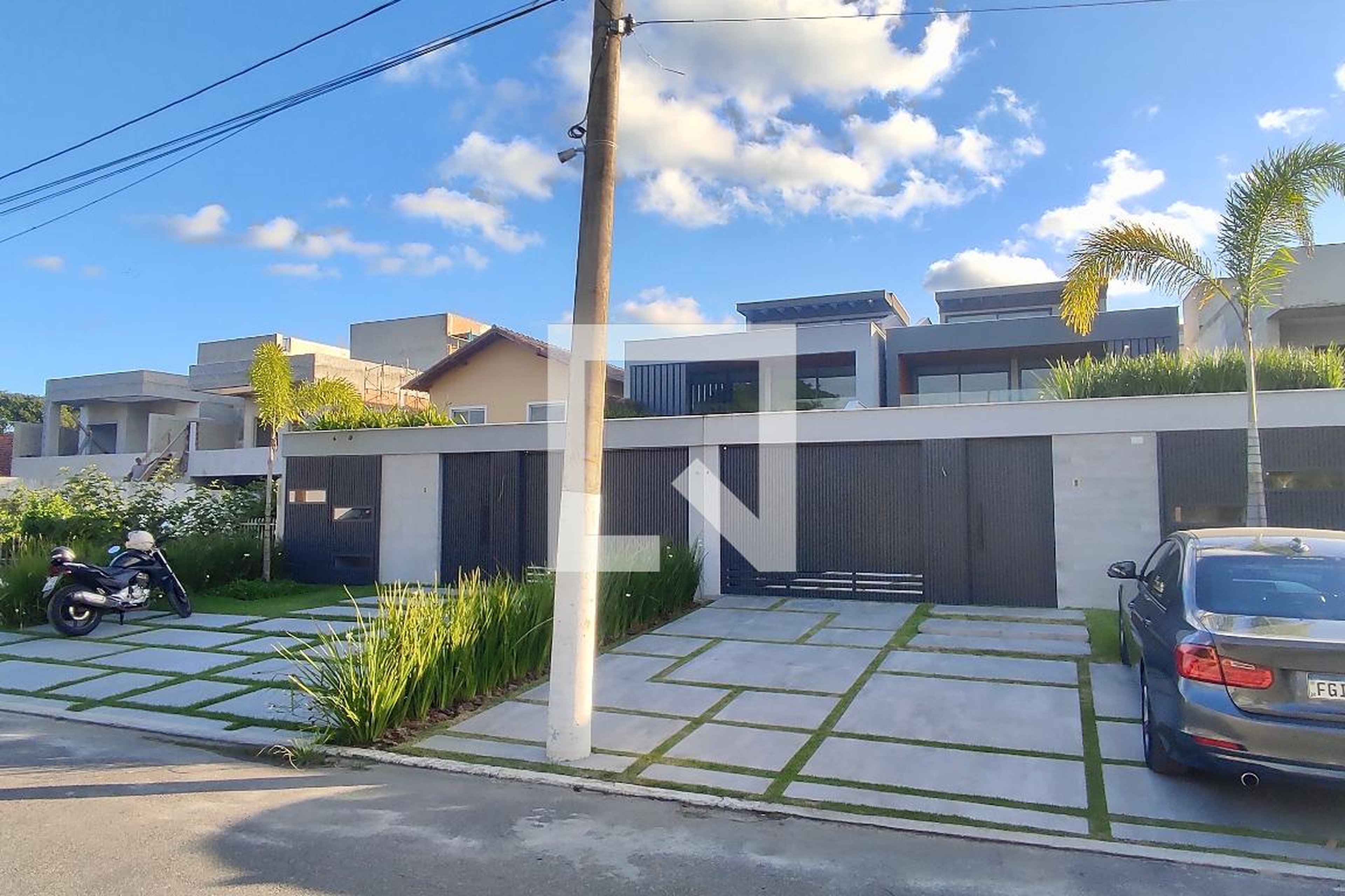 Fachada Condomínio em Rua Ivaldo de Azambuja, 2