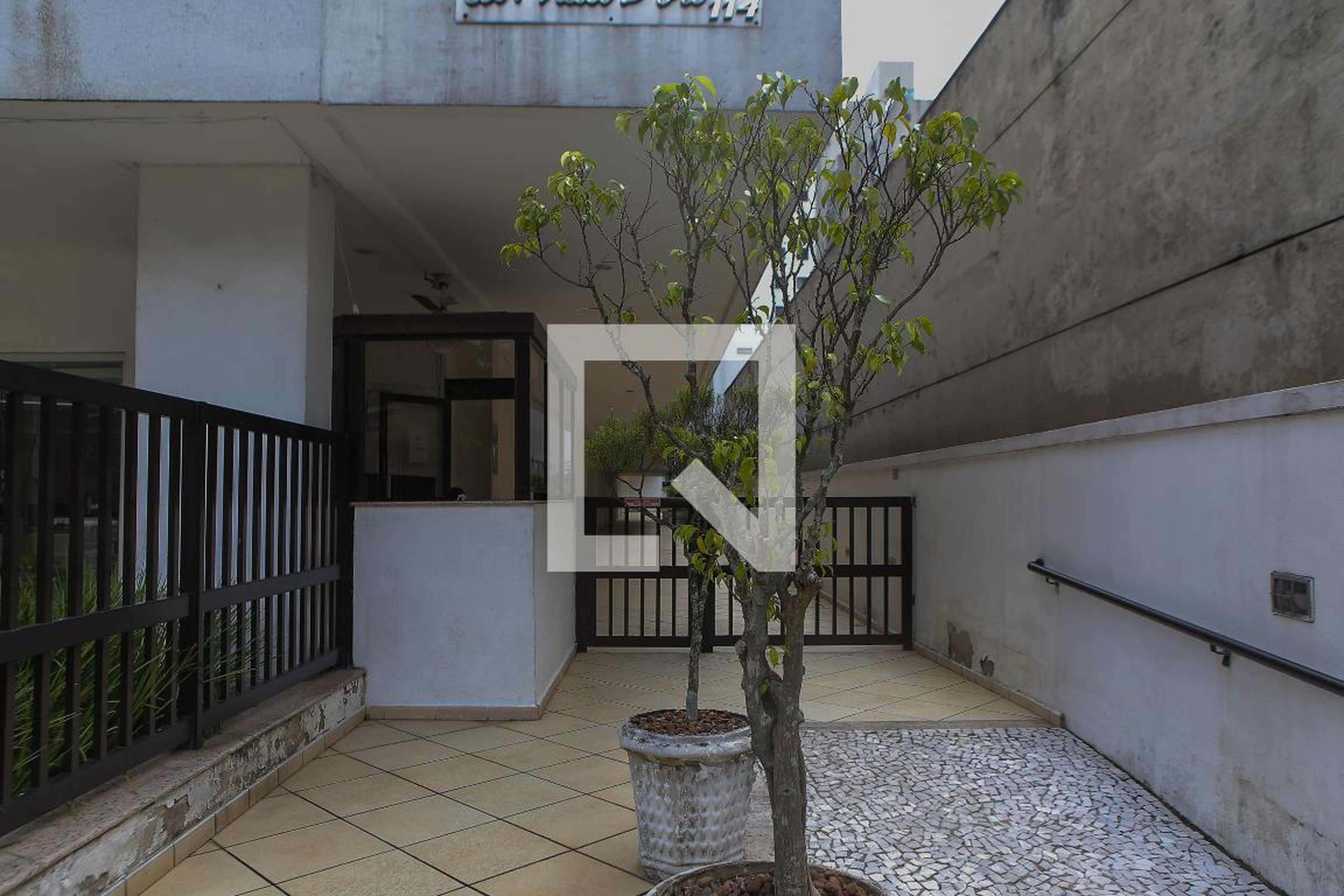 Entrada - Edifício Villa Doro