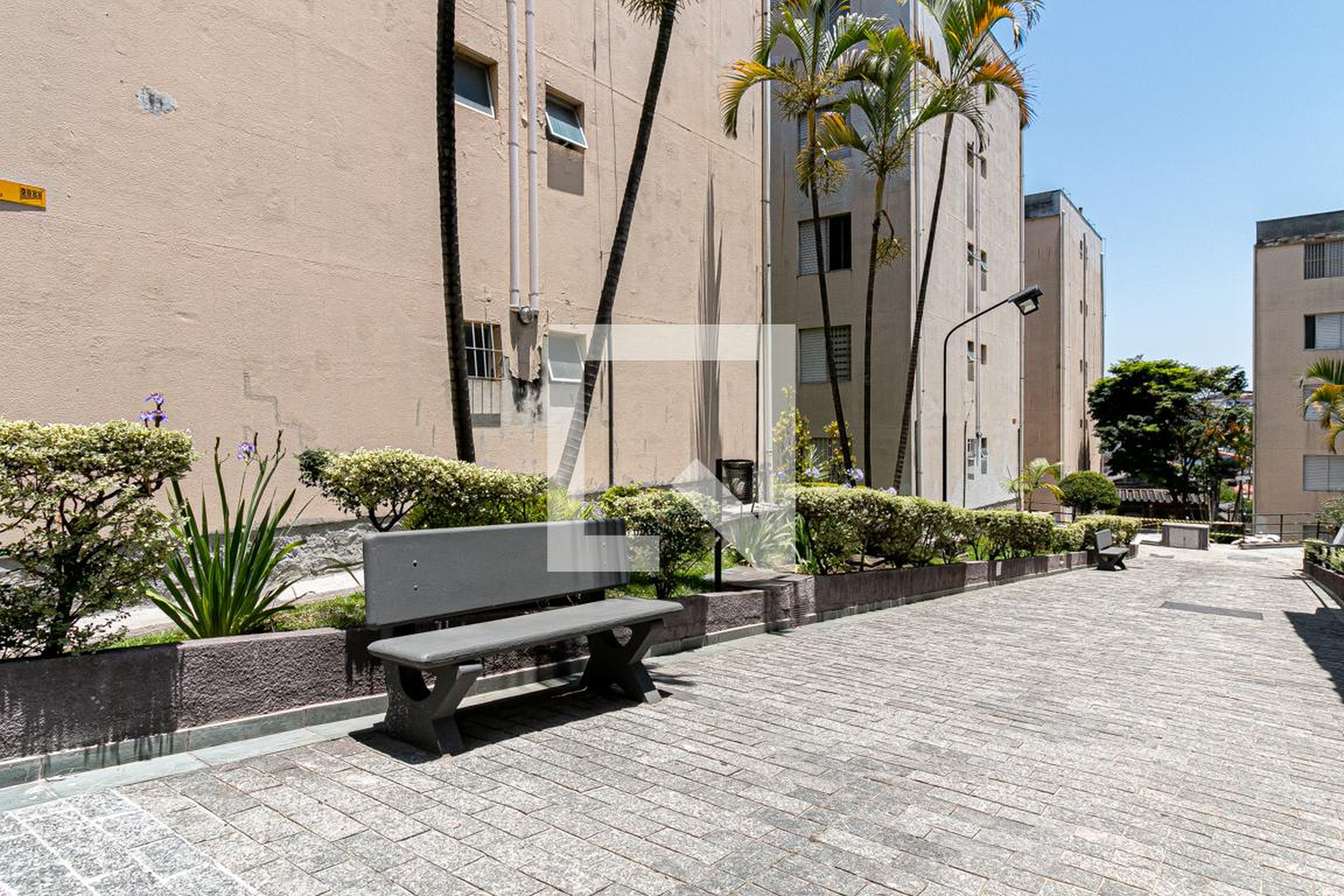 Área externa - Jardim das Flores