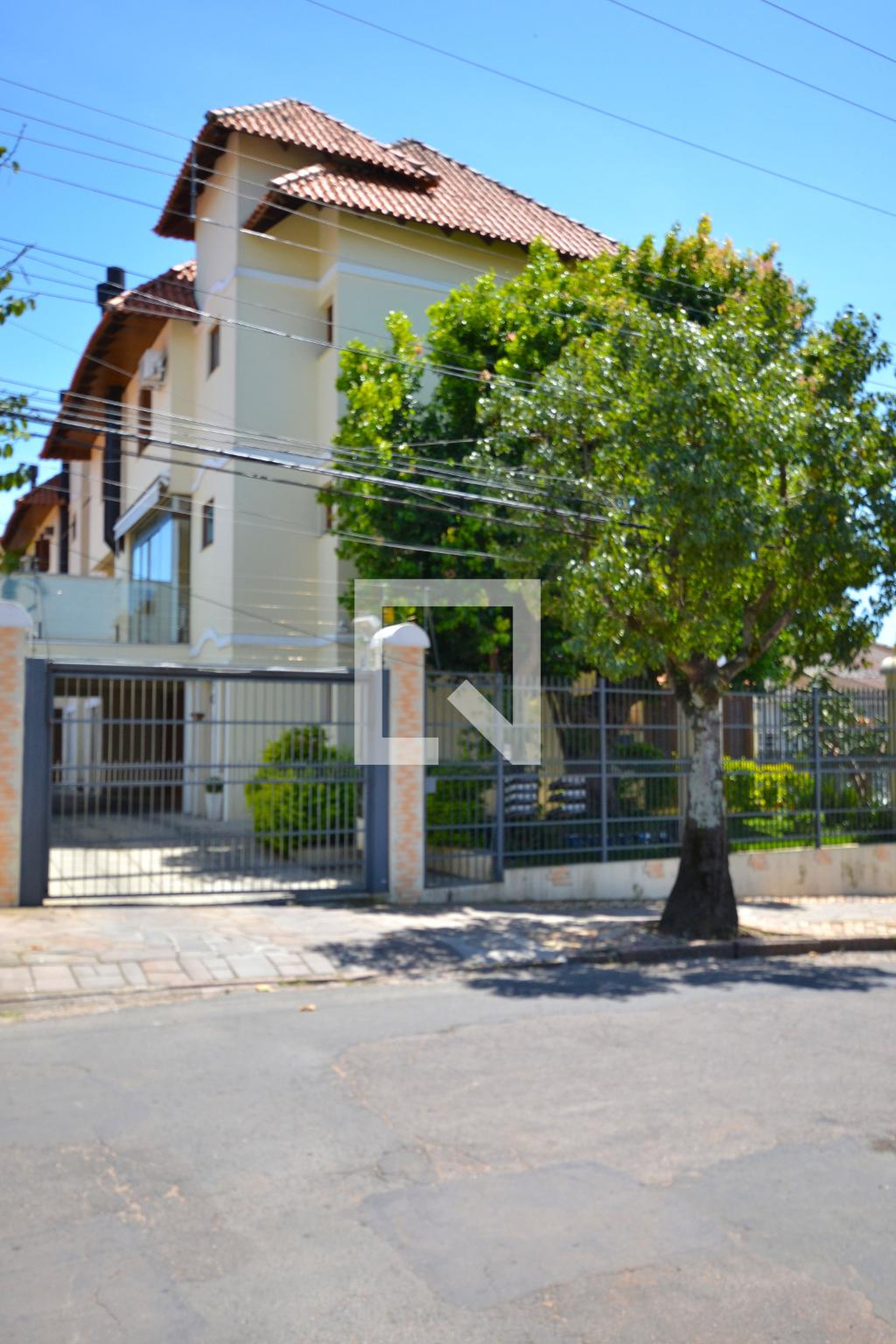 Fachada Condomínio em Rua Landel de Moura, 2118