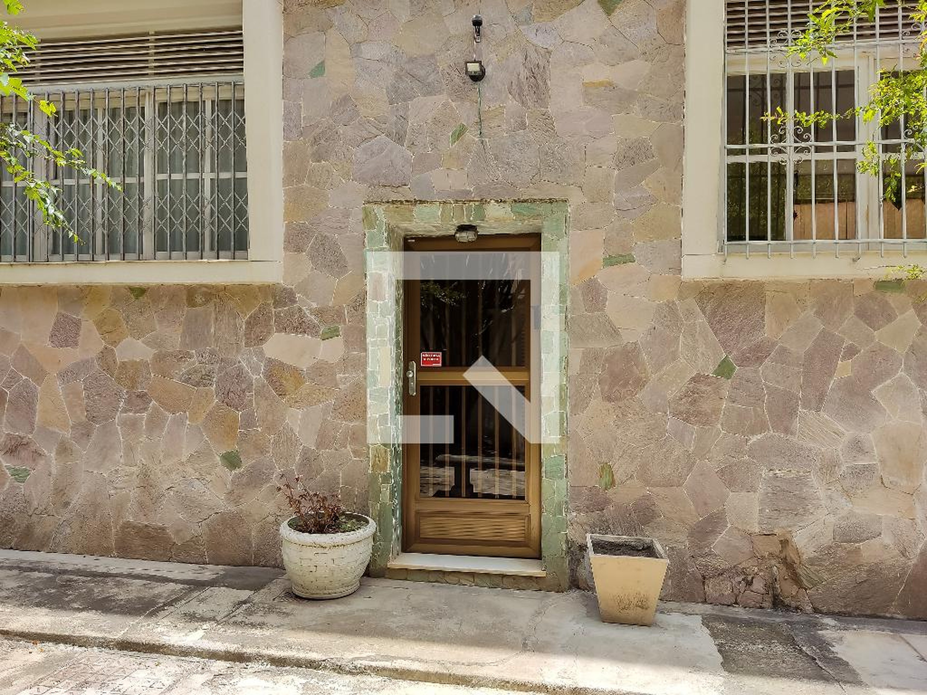 Entrada - Edifício Karmiol