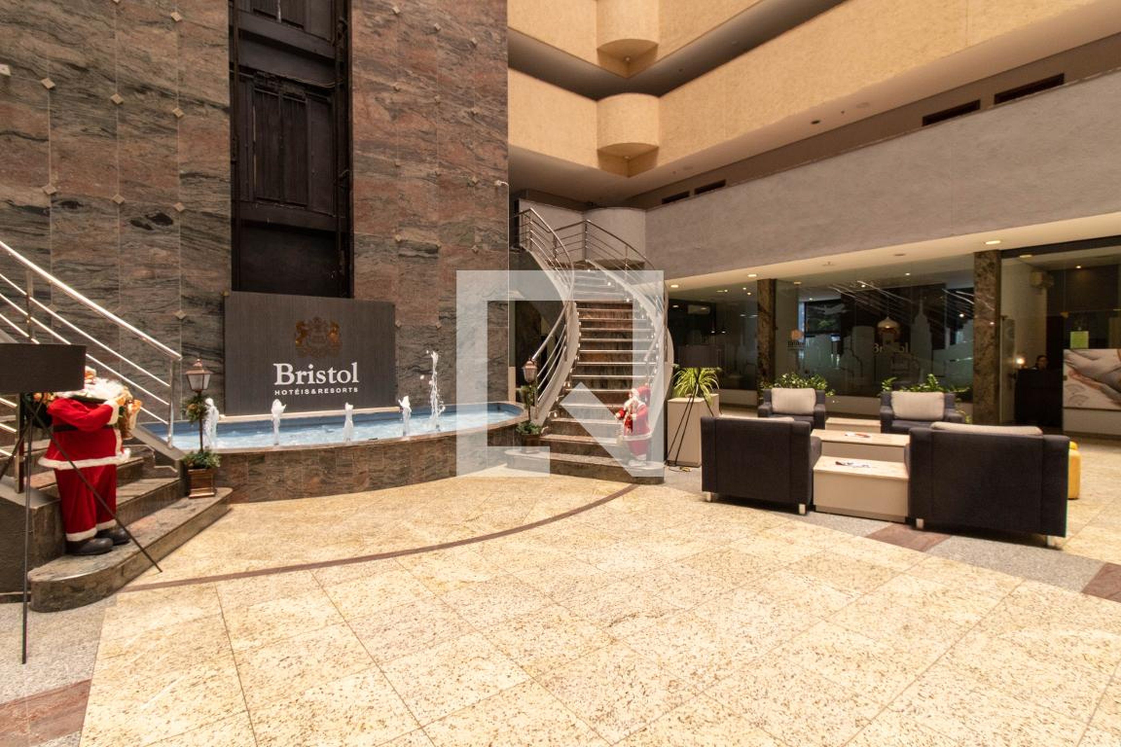 Área Comum - Bristol International Hotel