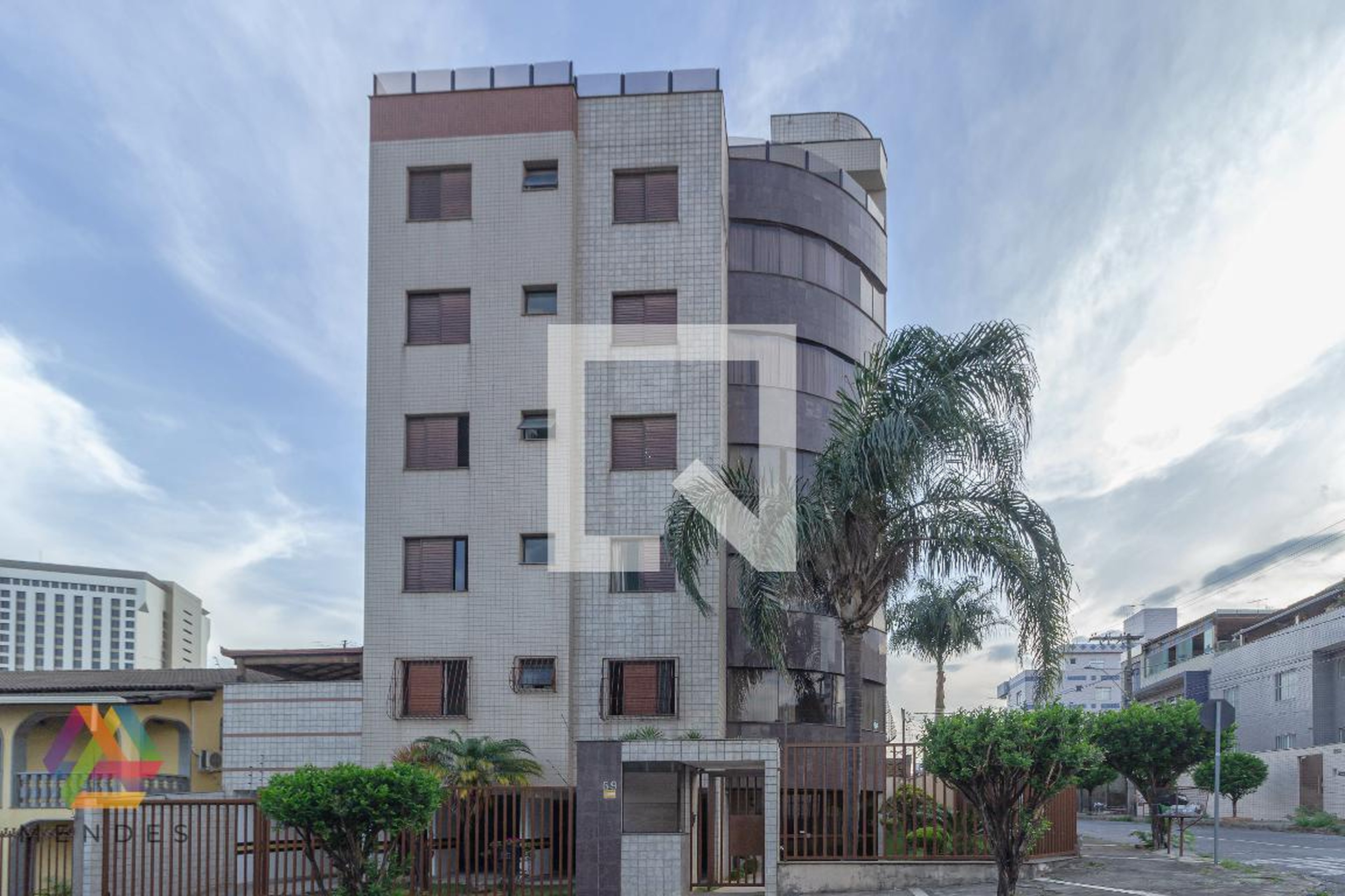 Fachada Condomínio em Rua Nestor Soares de Melo, 59