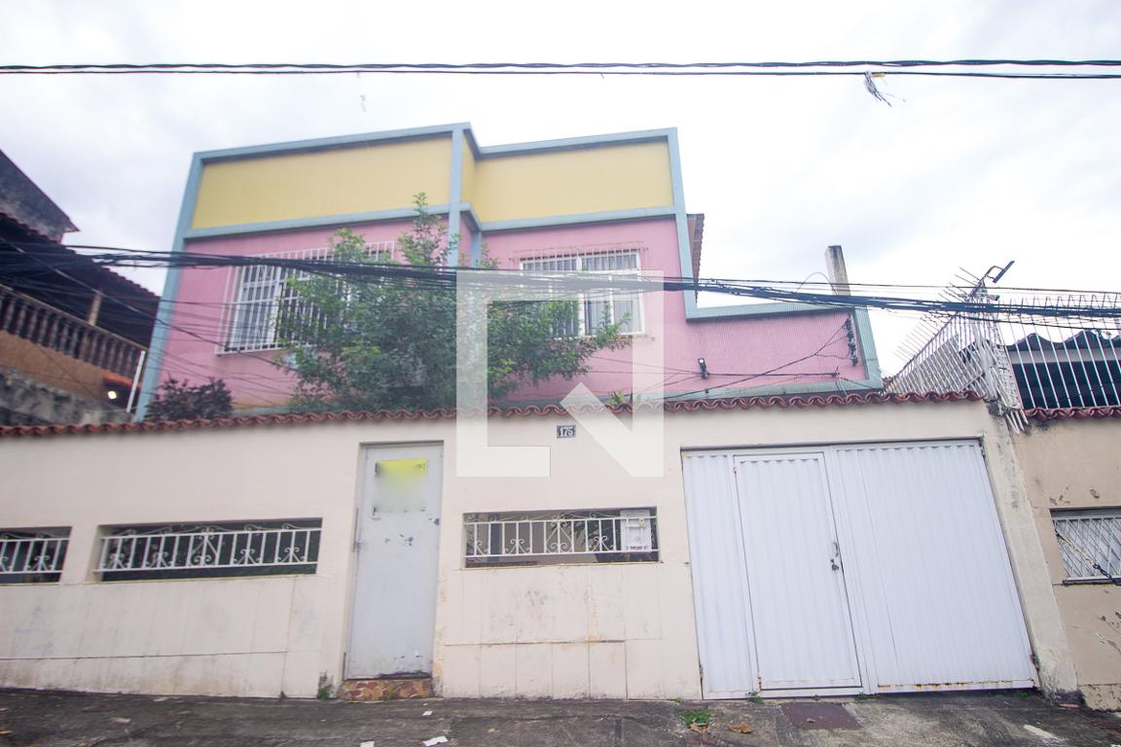 FACHADA DO PRÉDIO Condomínio em Rua Oito de Setembro, 175