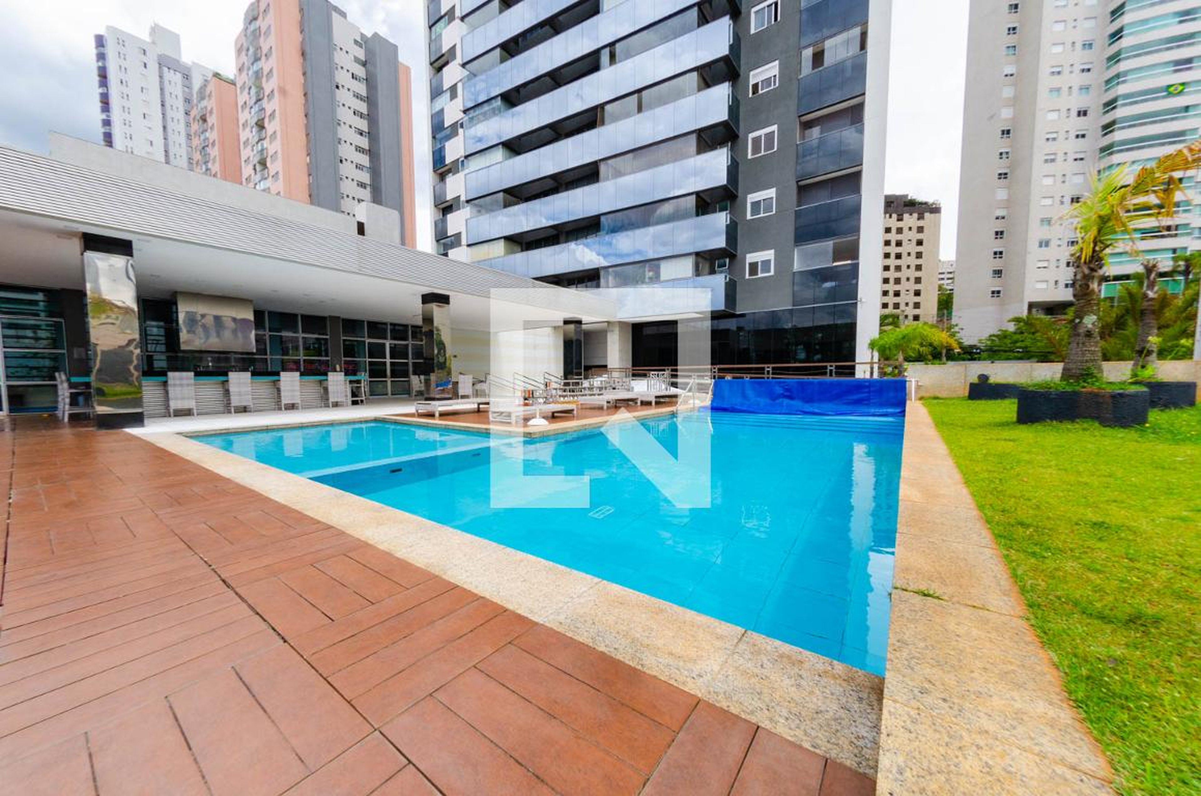 Piscina 1 - Edifício Orizzonte