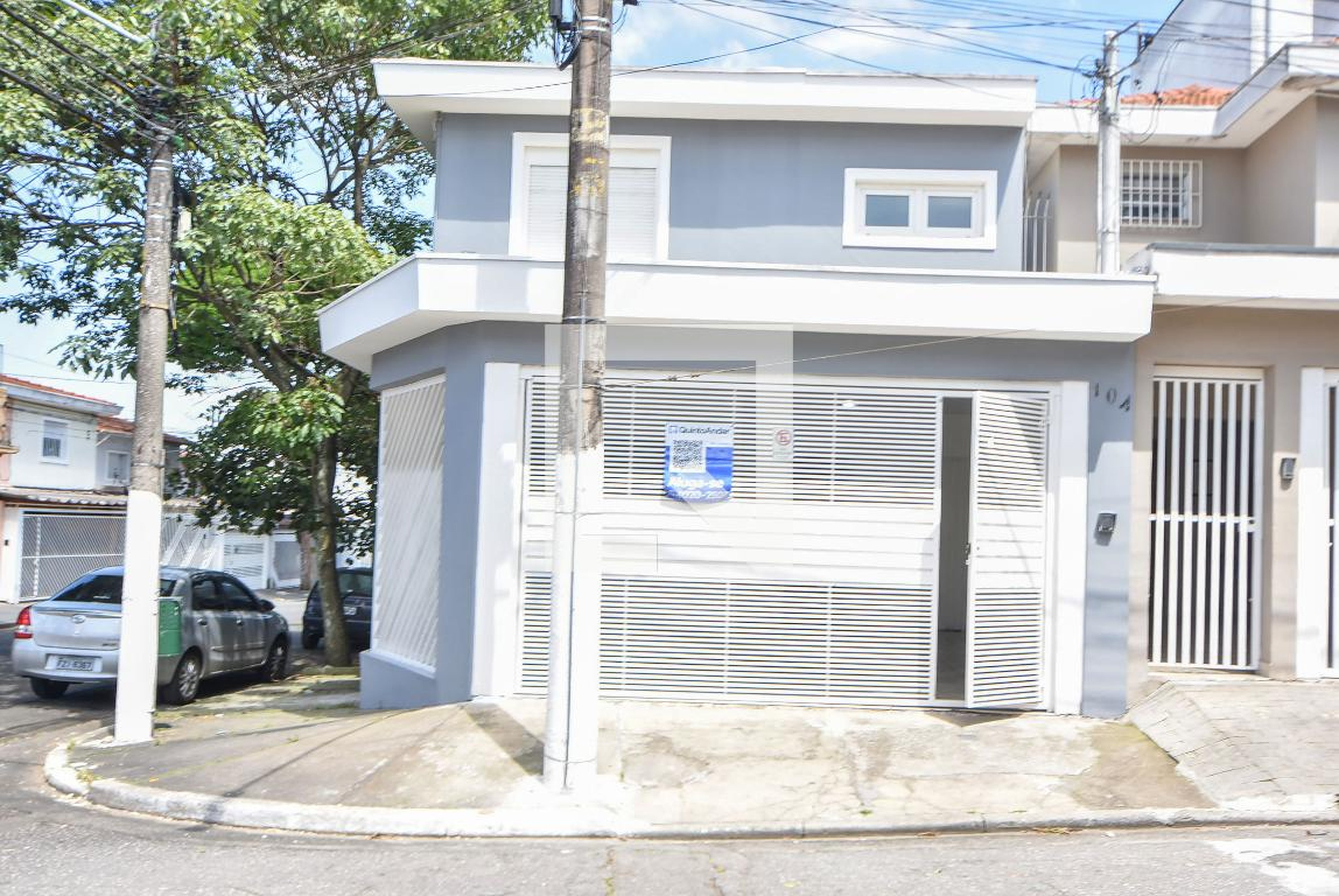 Fachada Condomínio em R. Profa. Heloísa Carneiro, 104