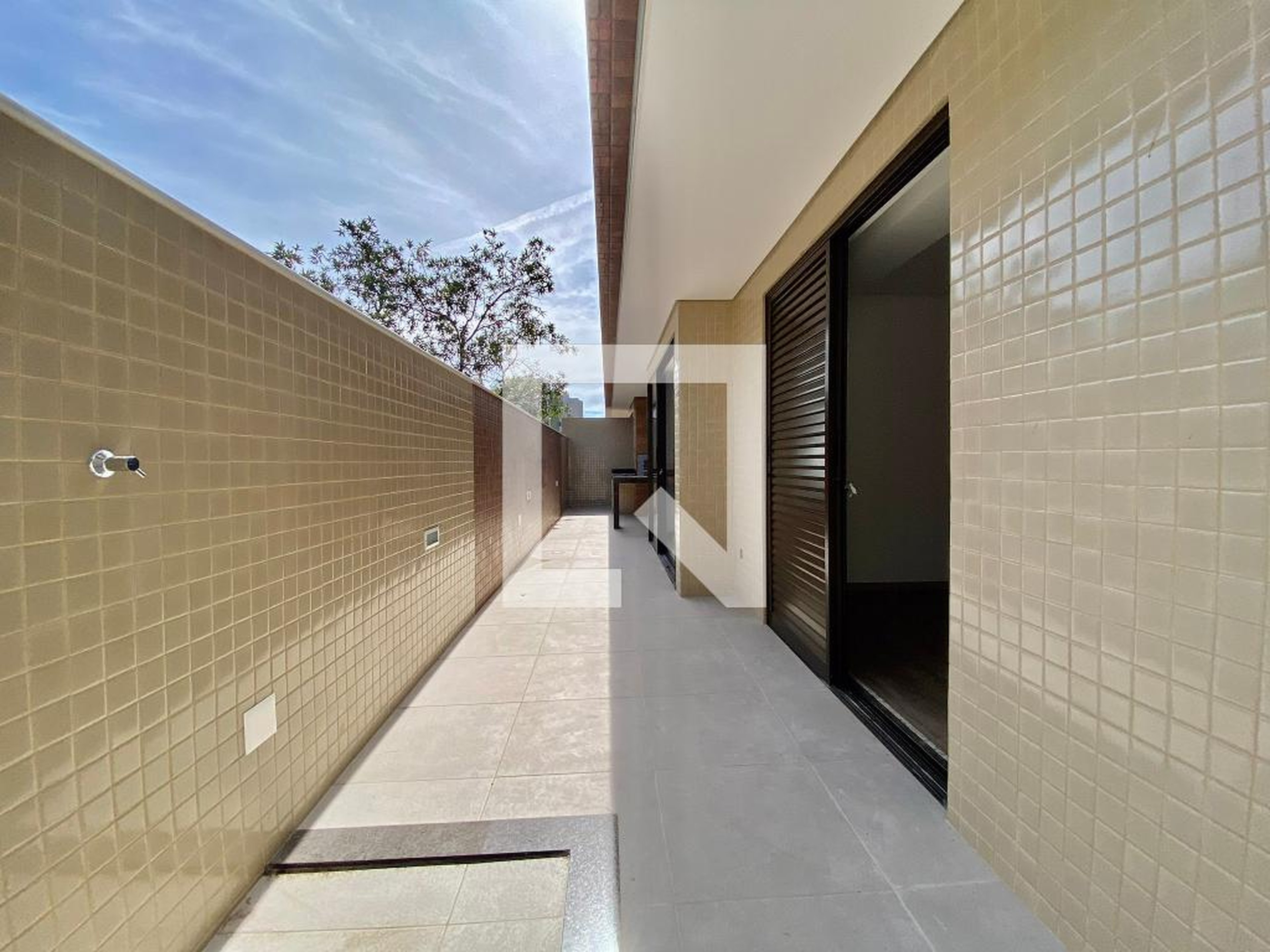 Área Externa - Isaac Newton