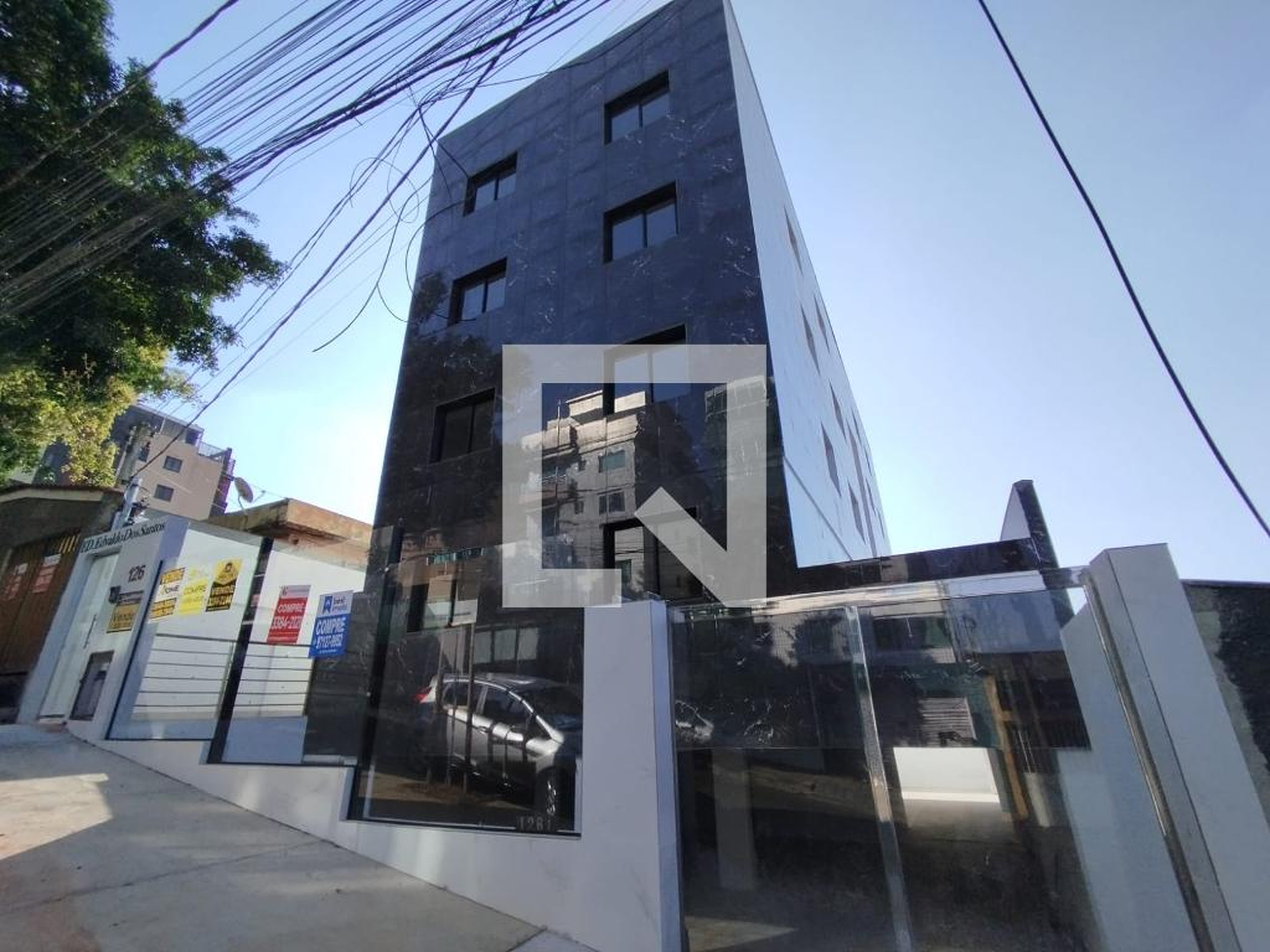 Fachada Condomínio em Rua São Paulo da Cruz, 126