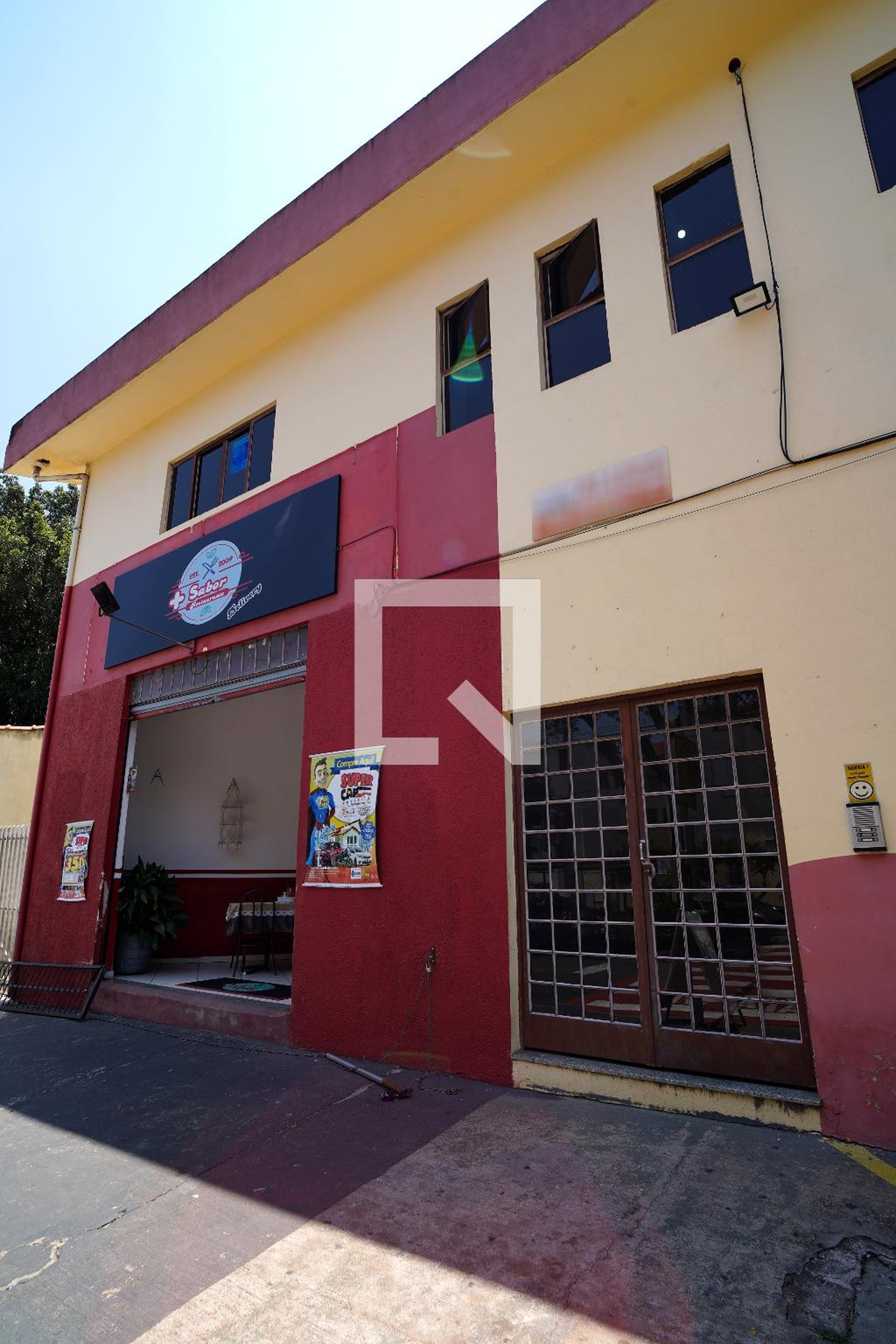 Fachada Condomínio em Rua Elisabeth Saydel Fogaça, 322