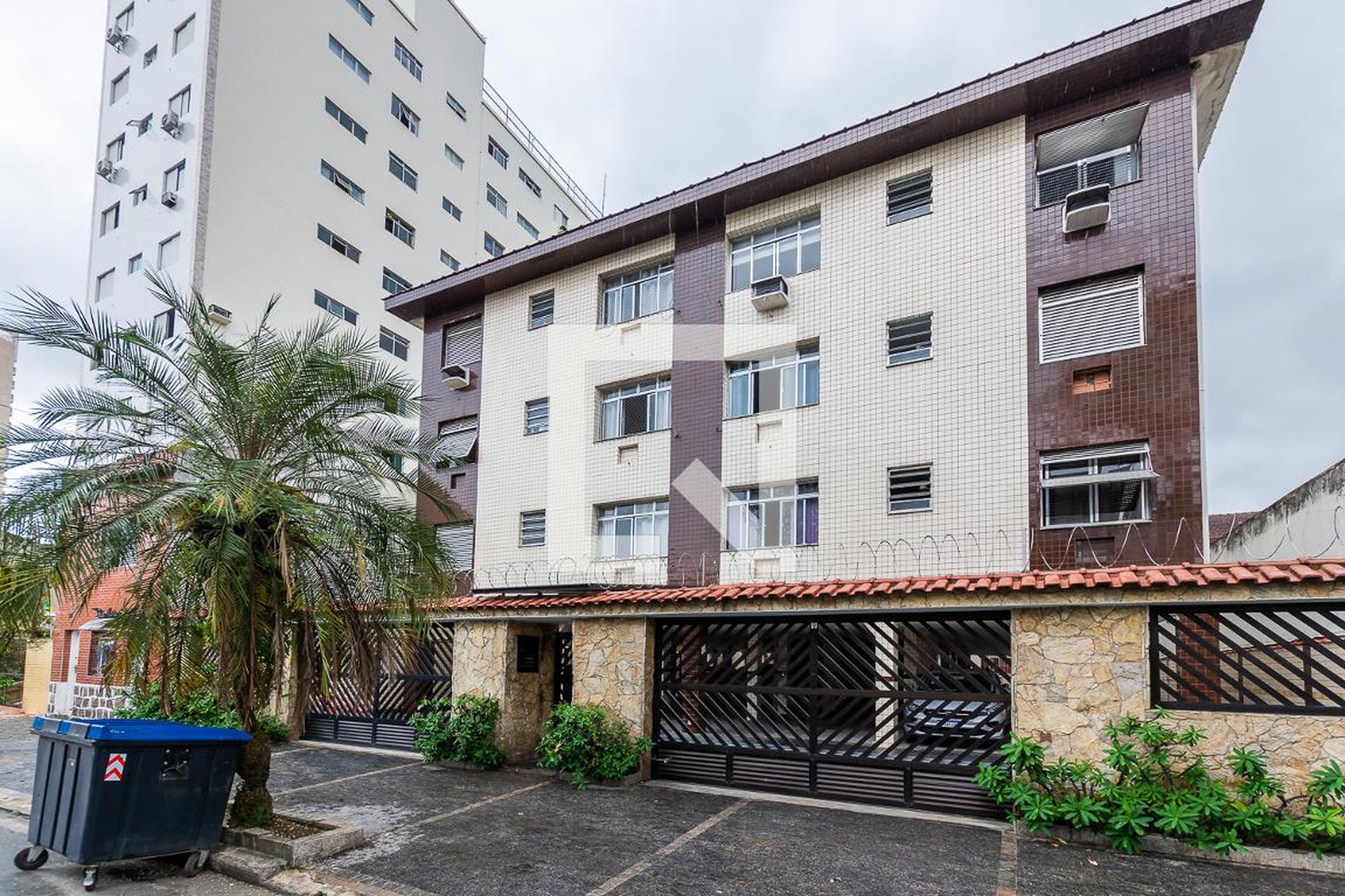 Fachada Condomínio Conjunto Residencial Tres Irmaos