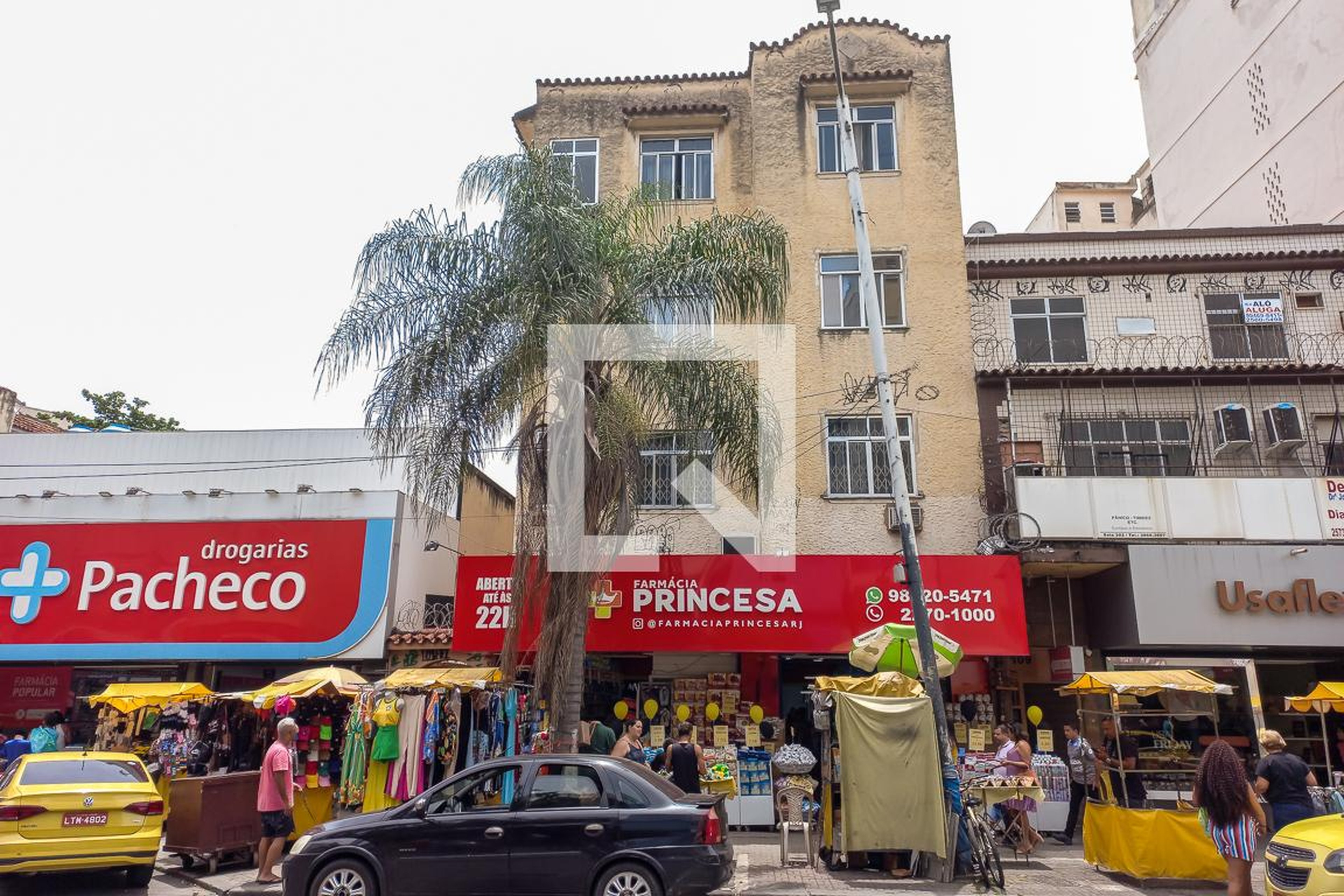 Fachada do Prédio Condomínio em Rua Cardoso de Morais, 105