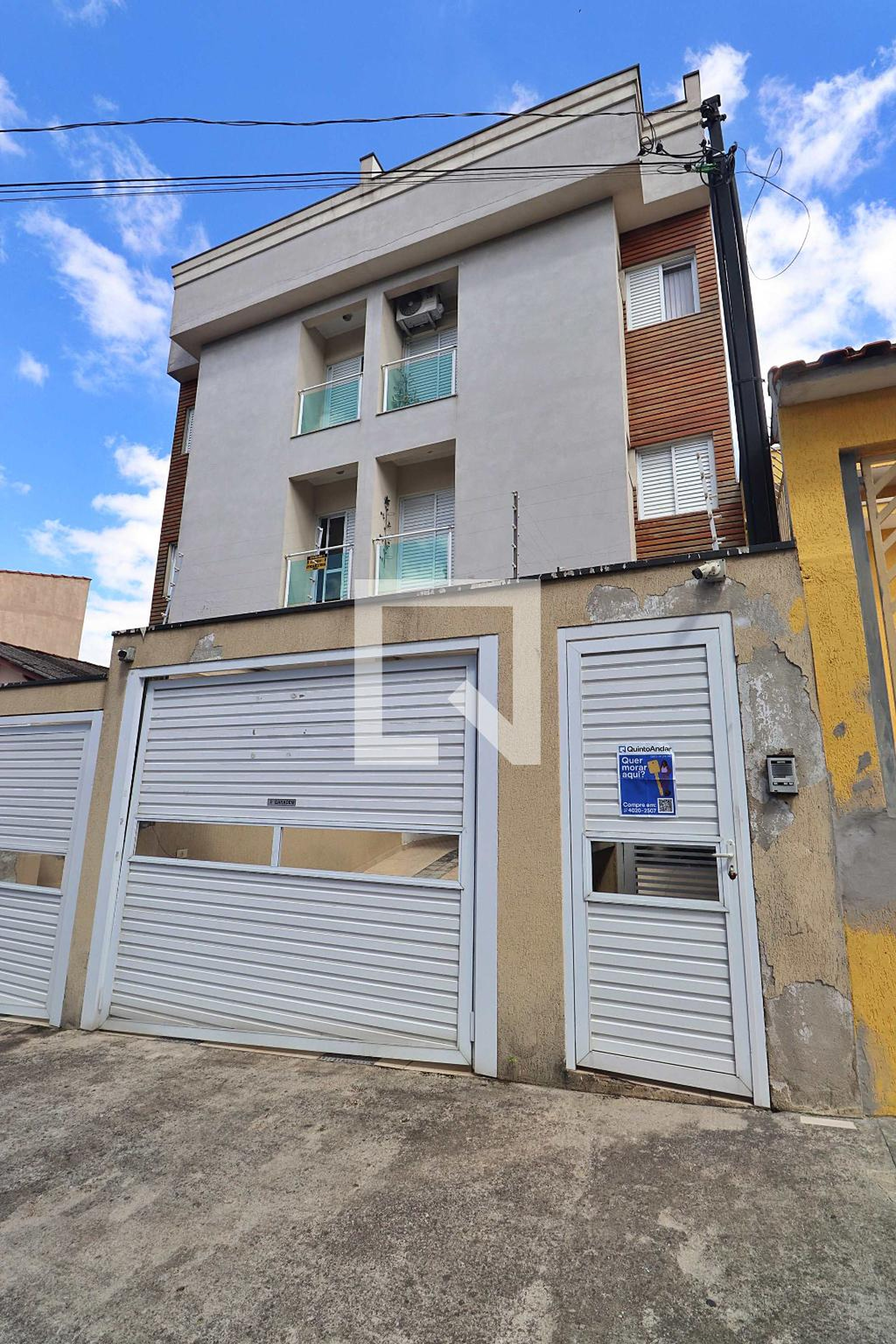 Fachada Condomínio em Rua Tóquio, 59