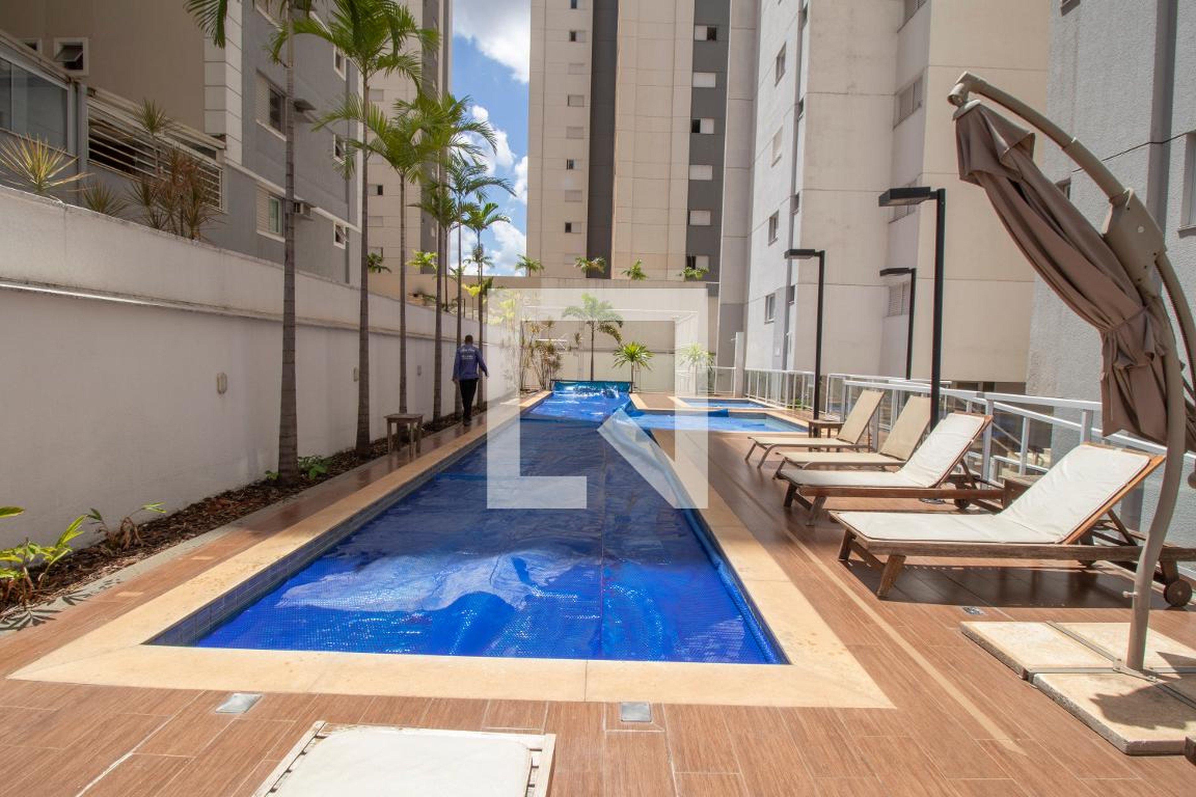 Piscina - M. Broadway