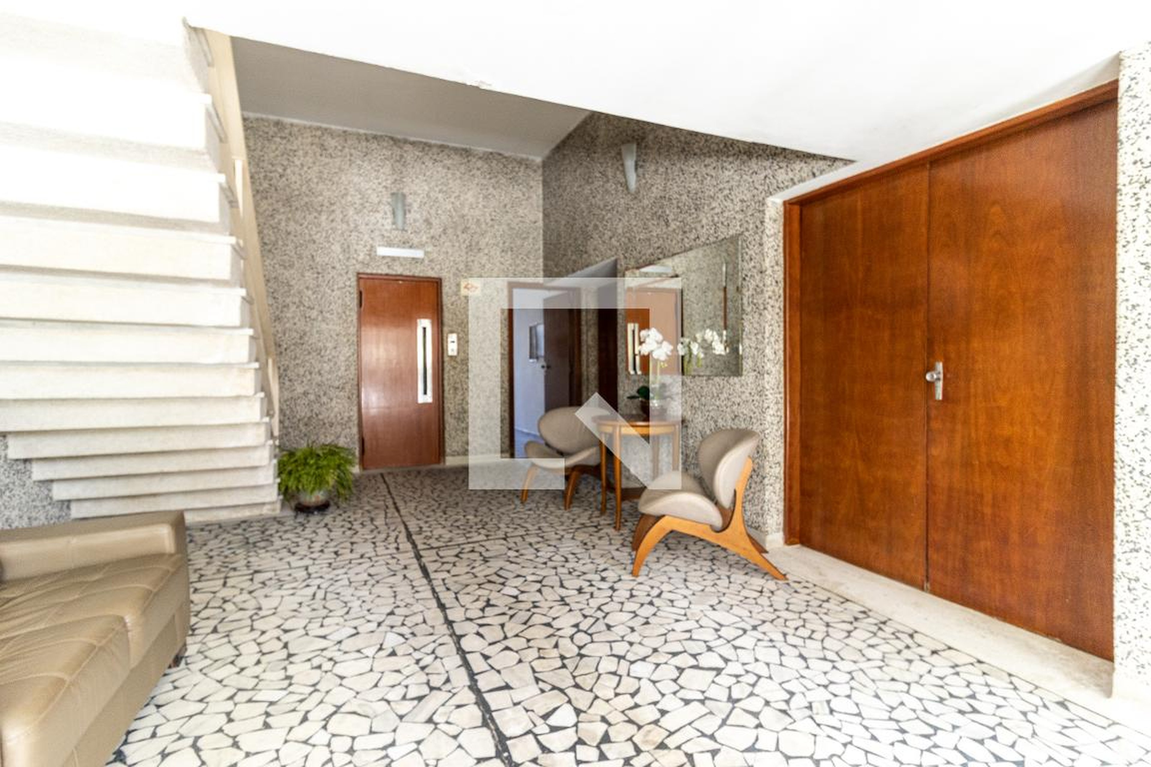 Hall Social - Rosemary