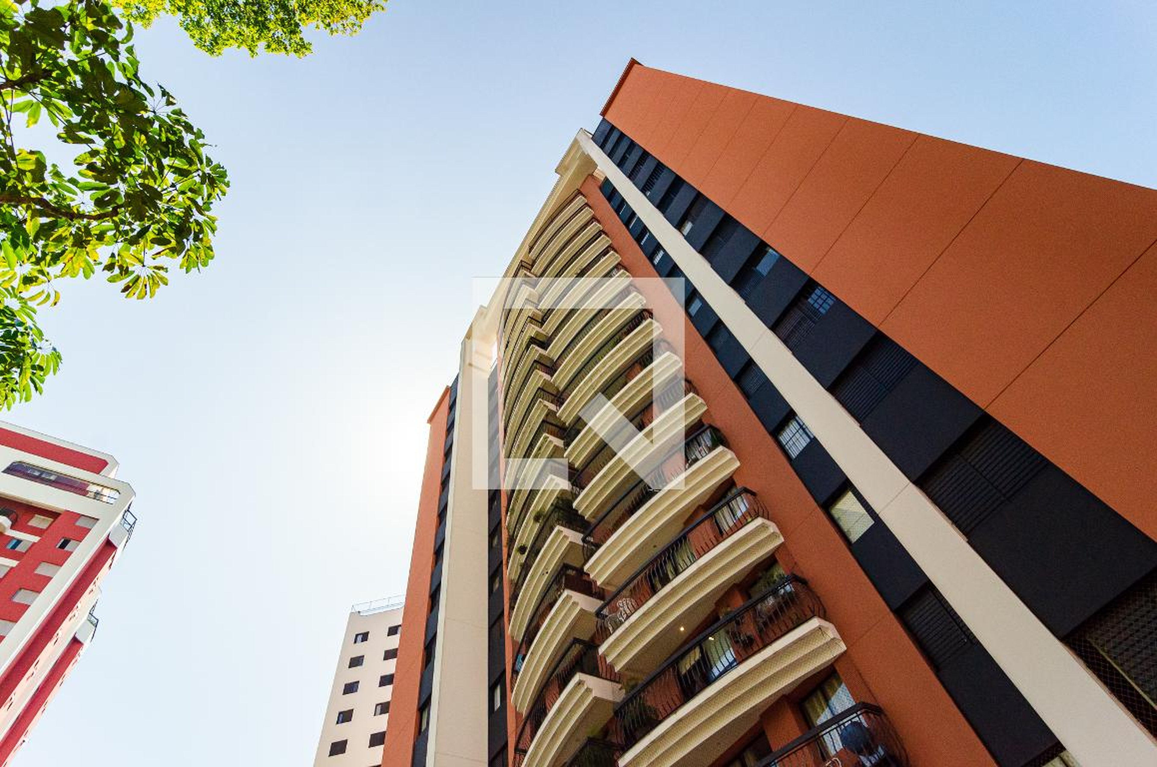 Prédio Condomínio Sparta