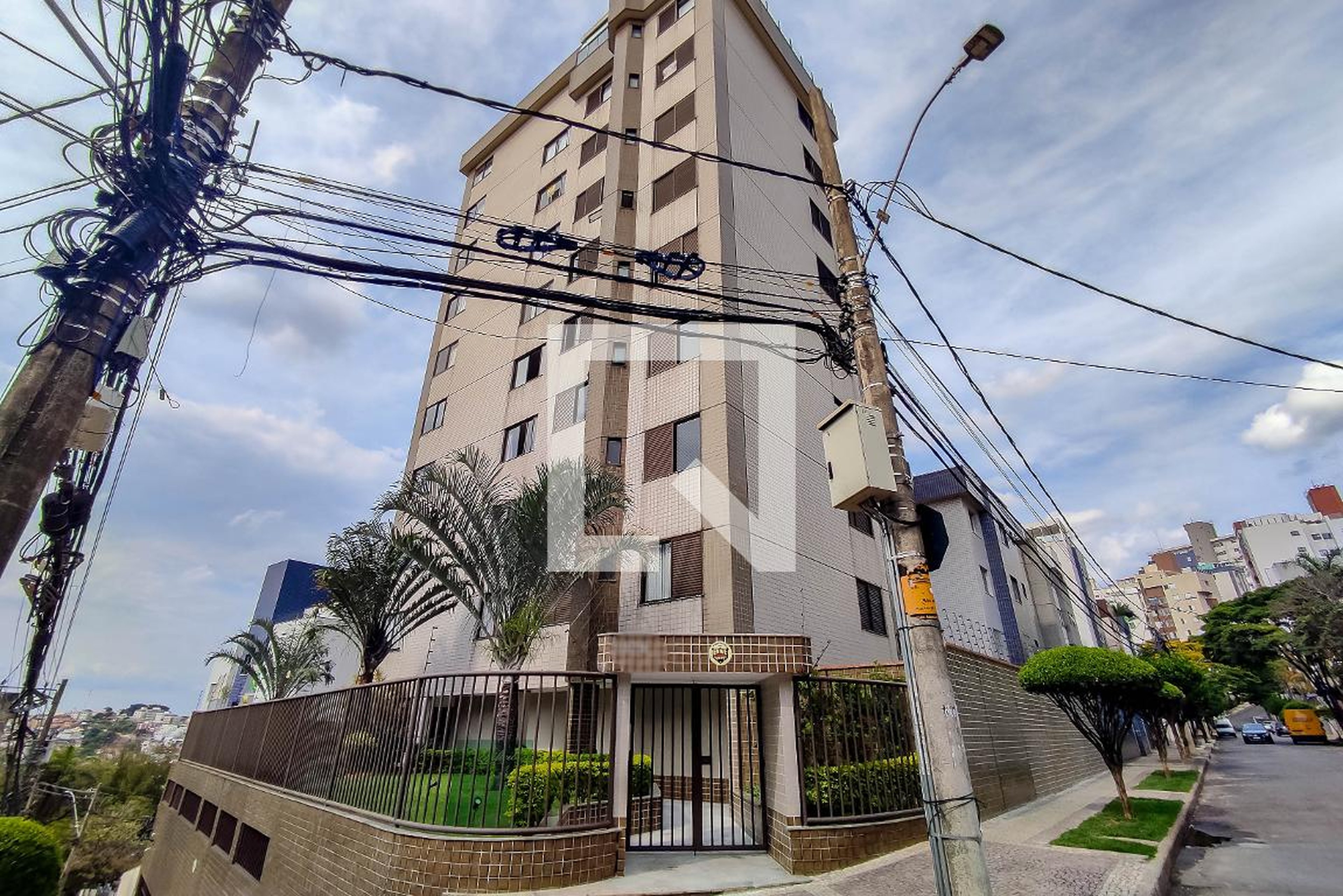 Fachada Condomínio em Rua Maria Heilbuth Surette, 1374