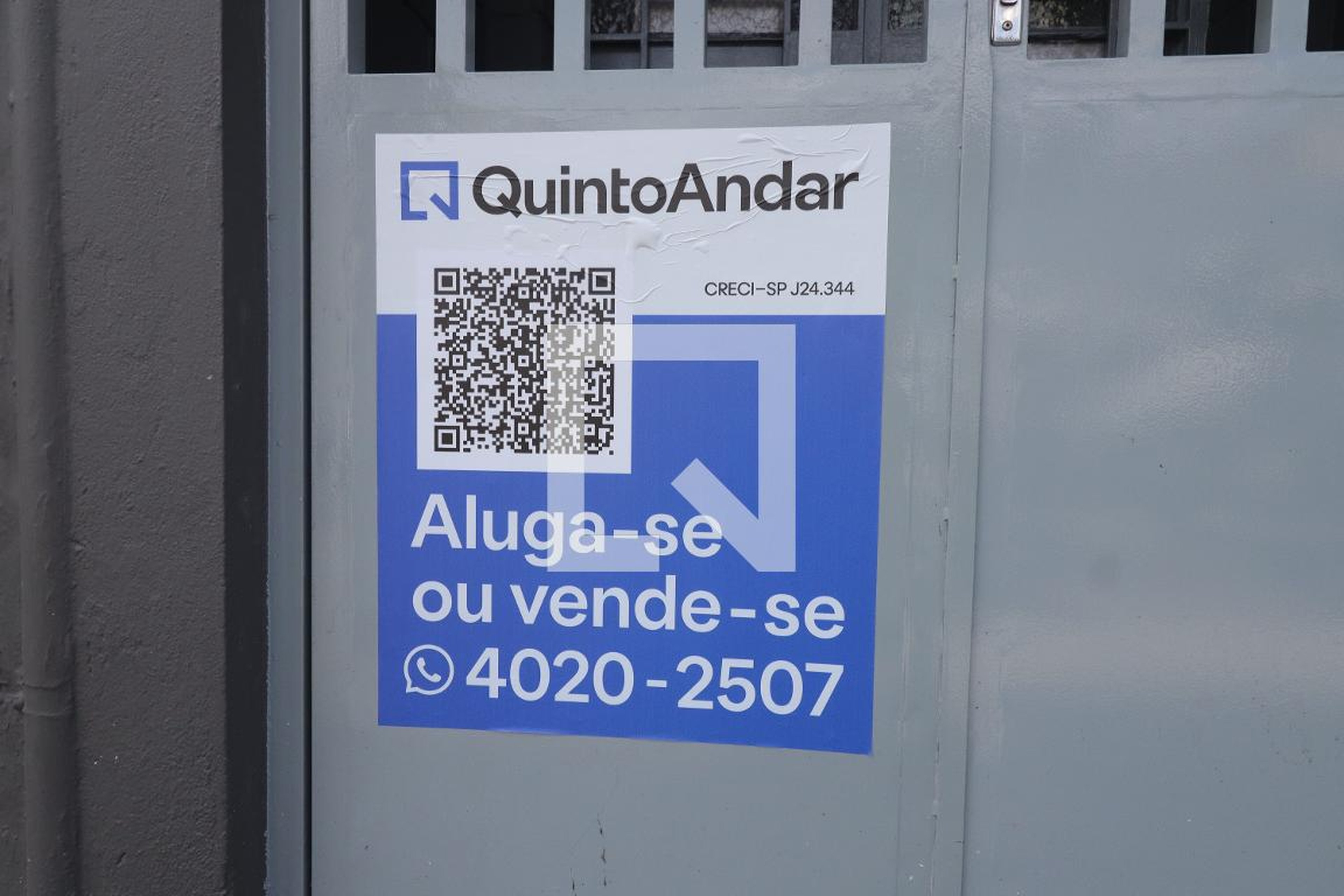 Fachada Condomínio em Rua Guaraú, 64
