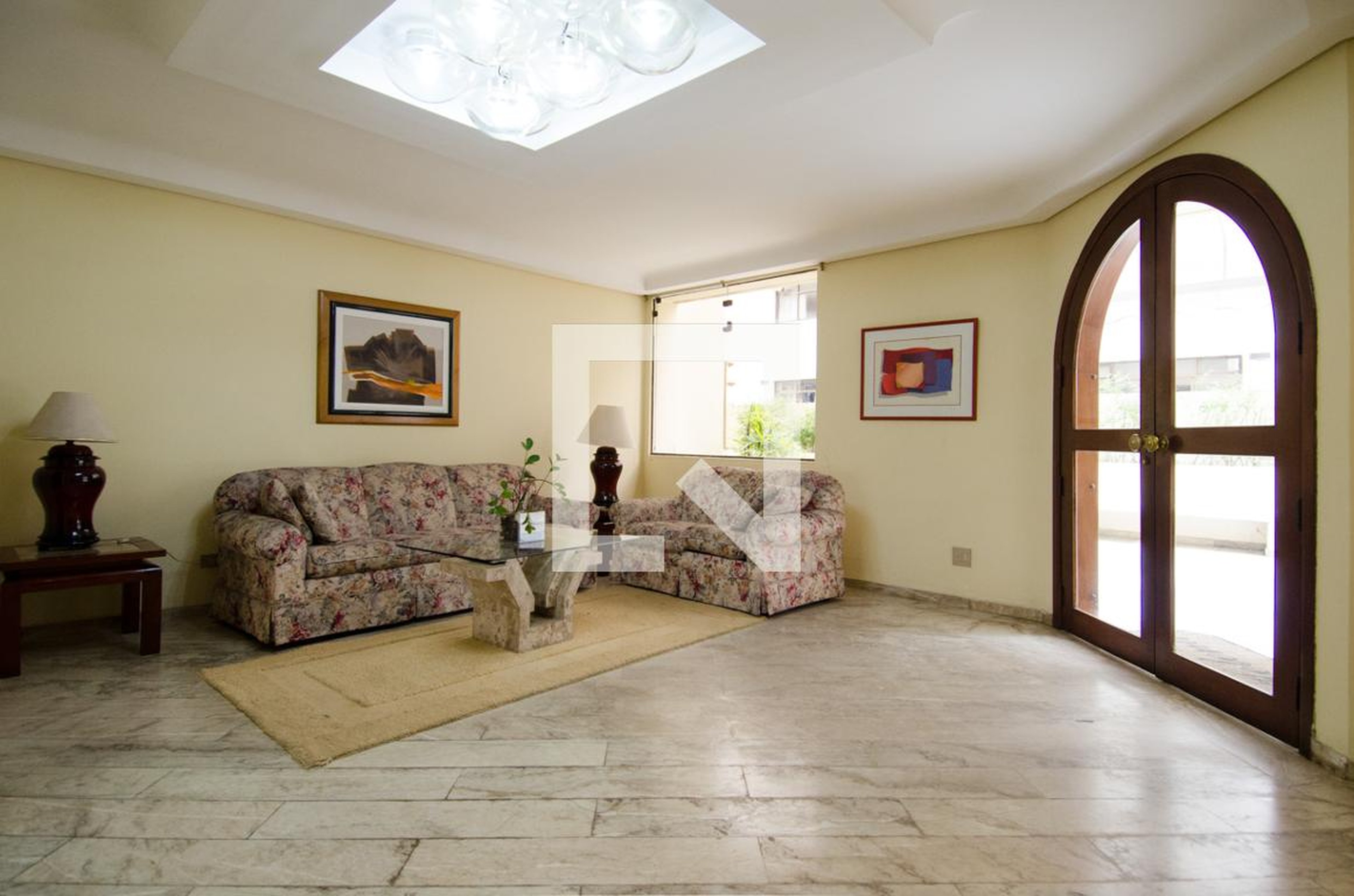 Hall social - Edifício Tais Helena