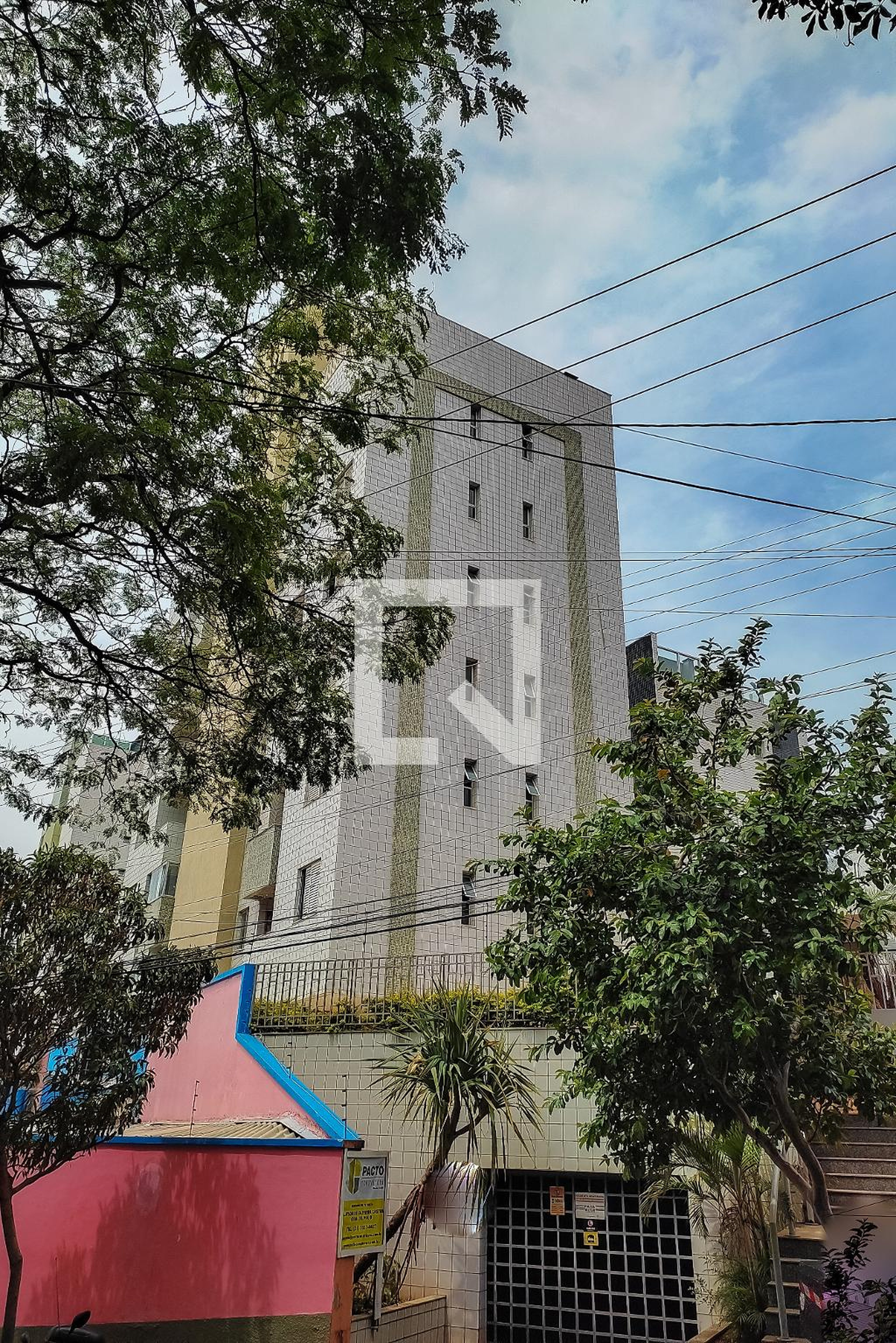 Fachada Edifício Residencial Pium-I