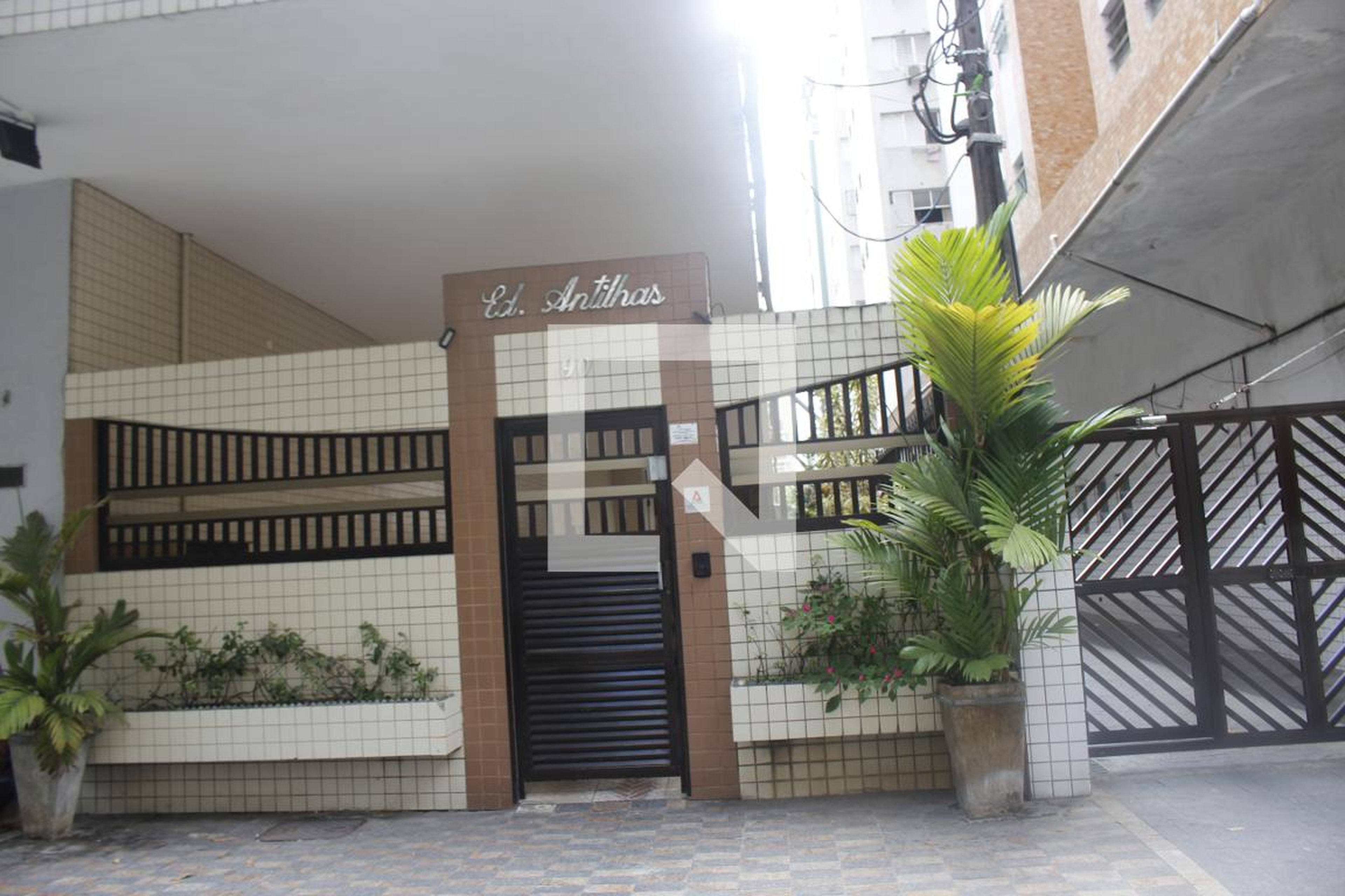 Fachada do Prédio Condomínio Antilhas