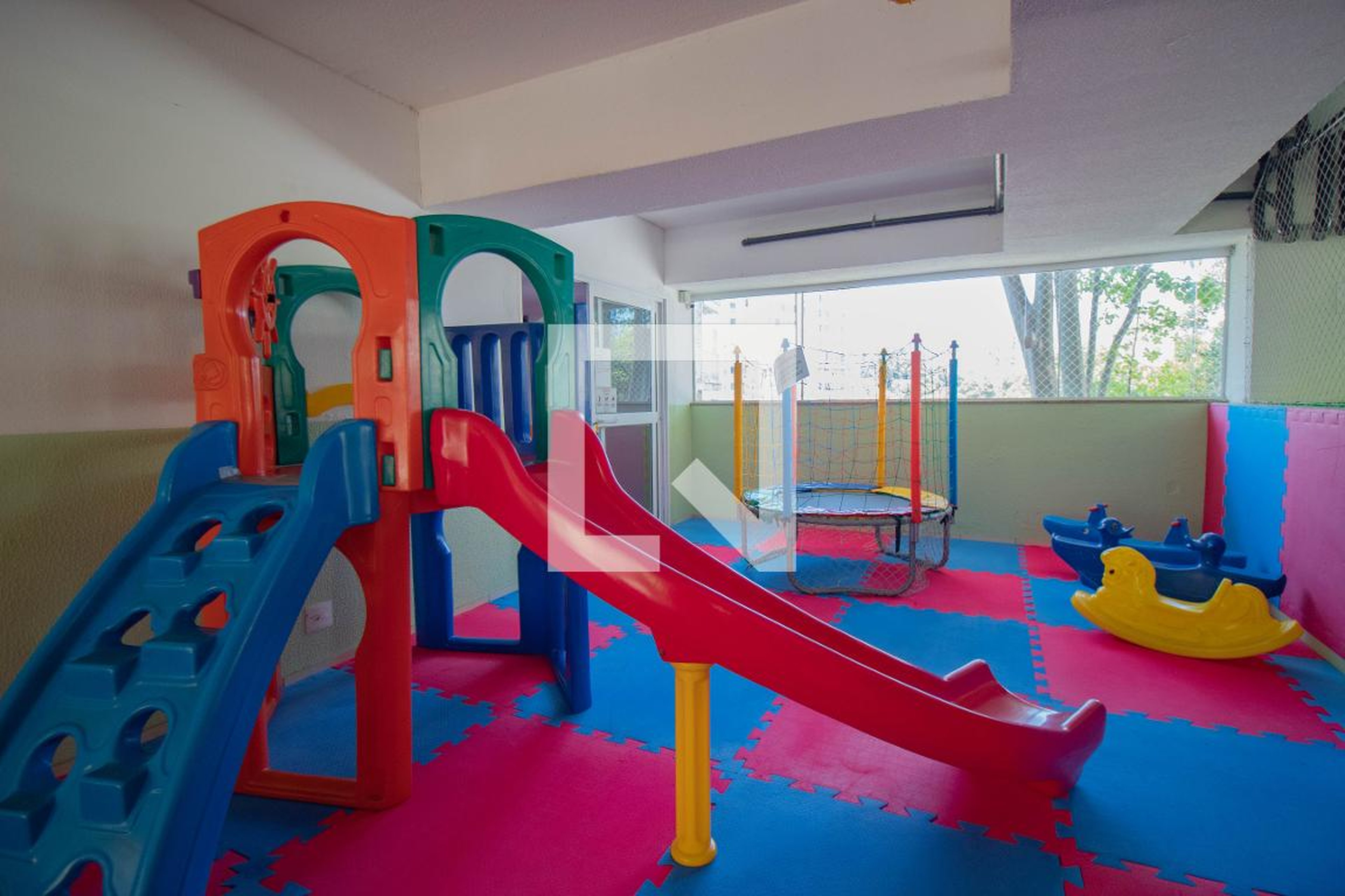 Playground - Colina