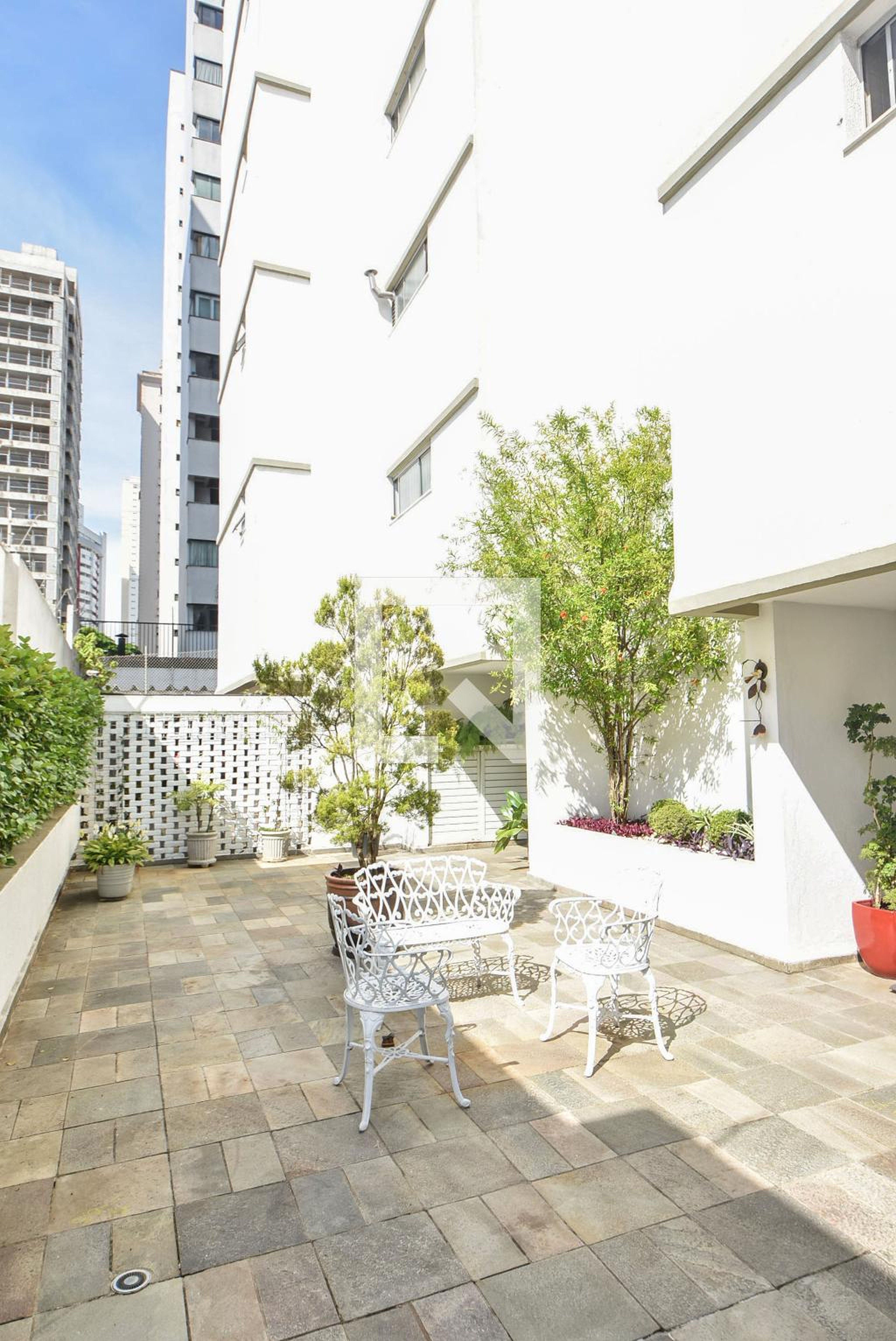 Condomínio - Edifício Hastings