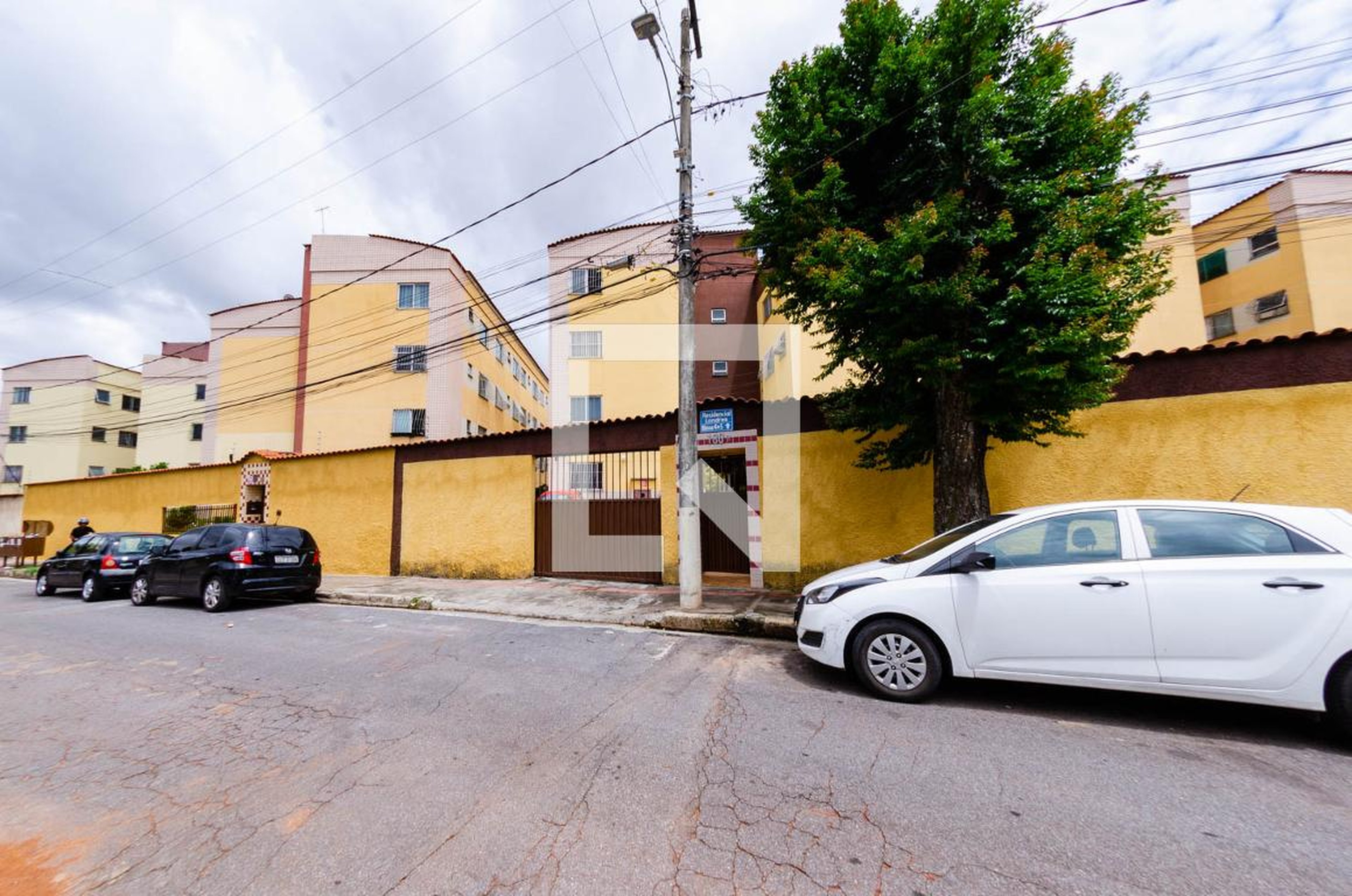 Fachada Condomínio em Rua Sargento Johnny da Silva, 180