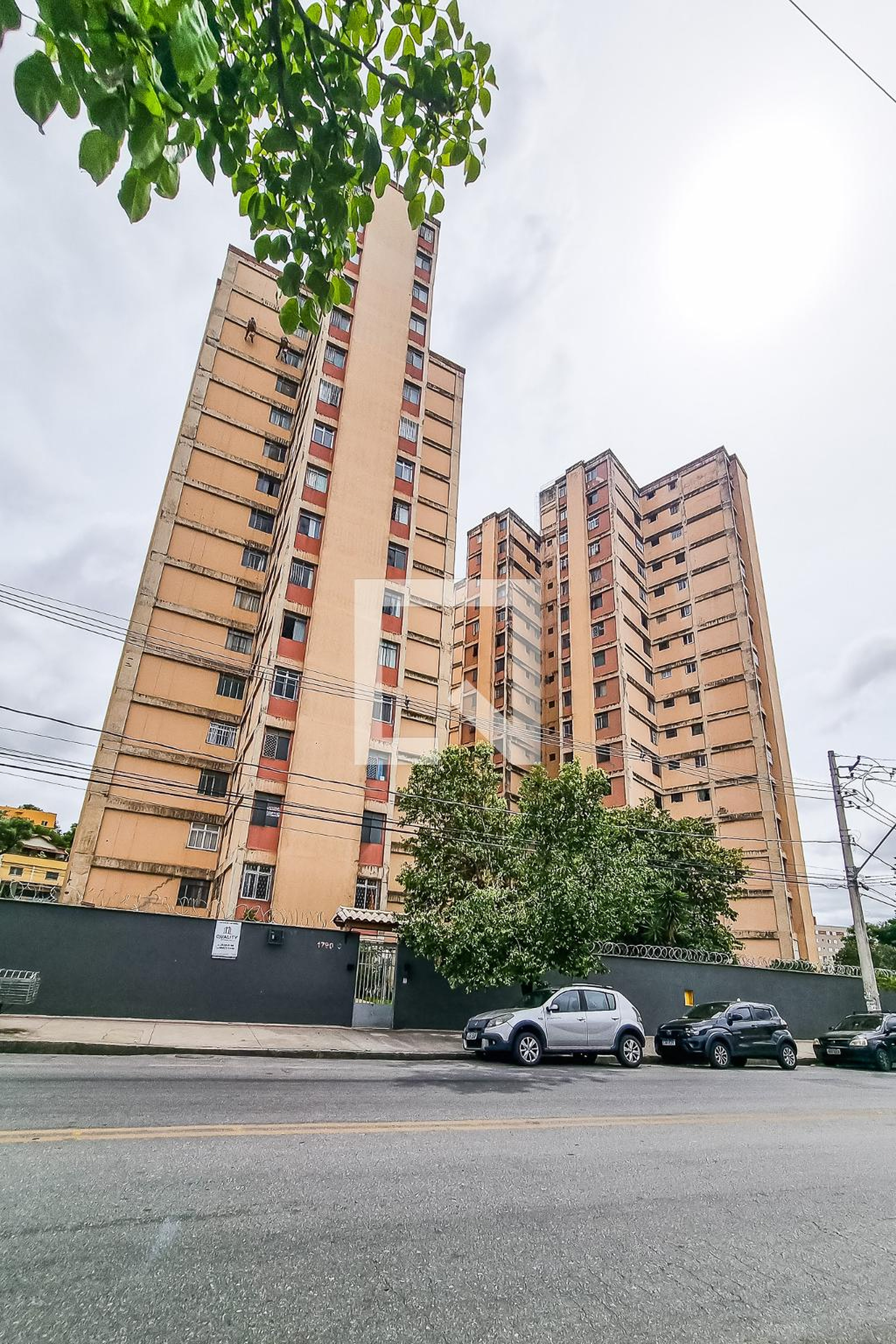 Fachada Condomínio em Rua Augusto Franco, 671