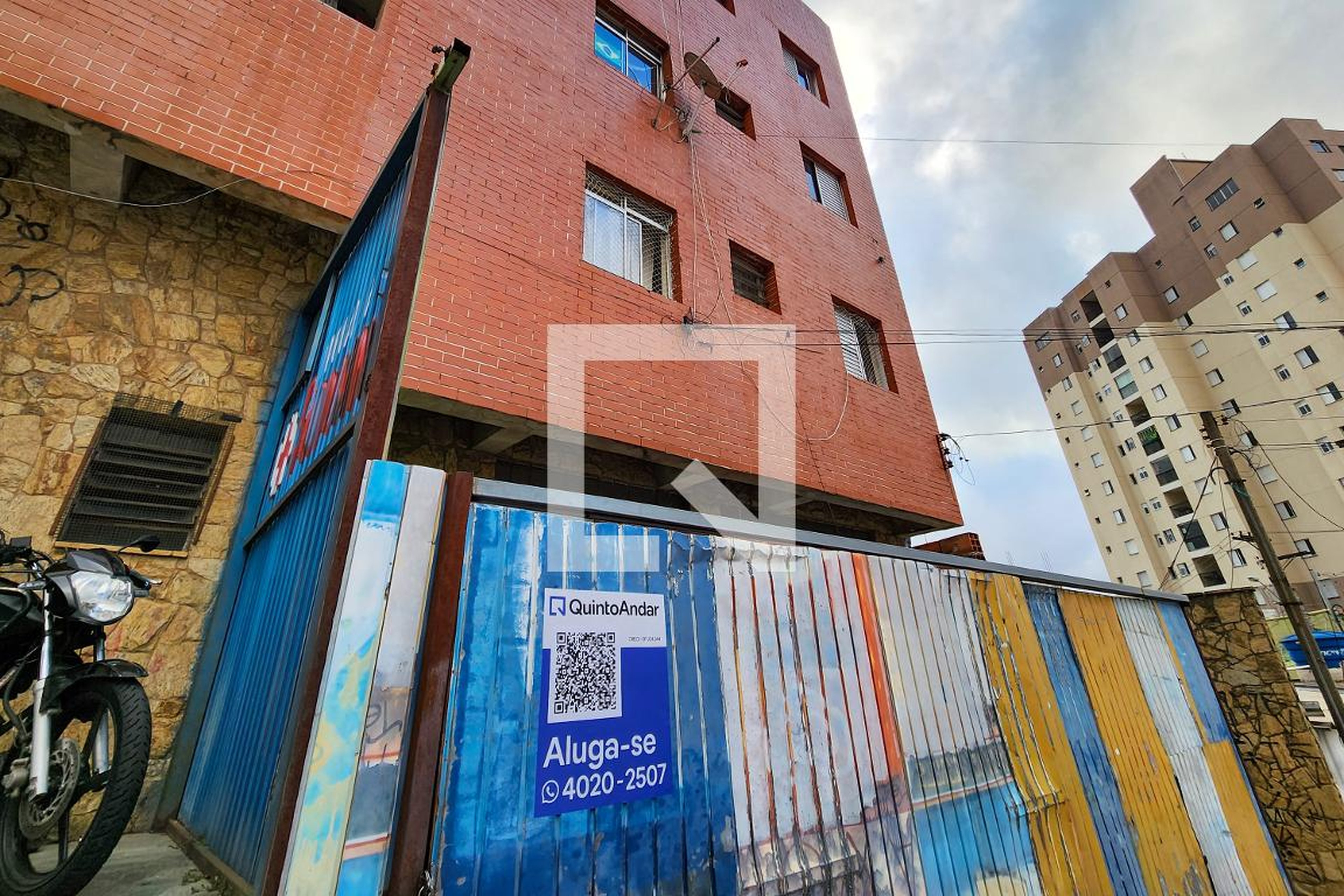 Fachada do prédio Condomínio em Rua João Loprete, 401