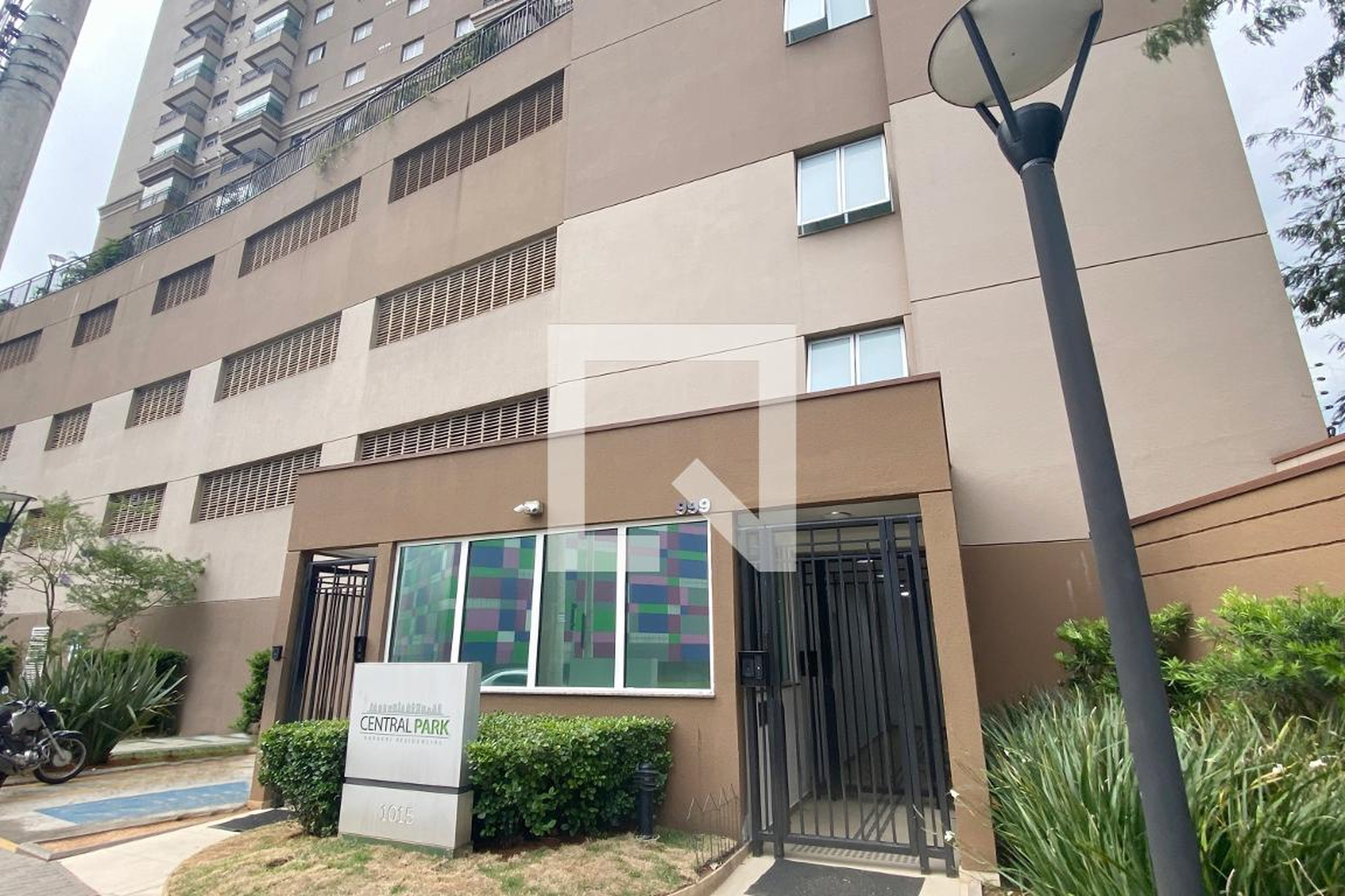 Fachada Condomínio em Avenida Sebastião Davino dos Reis, 105