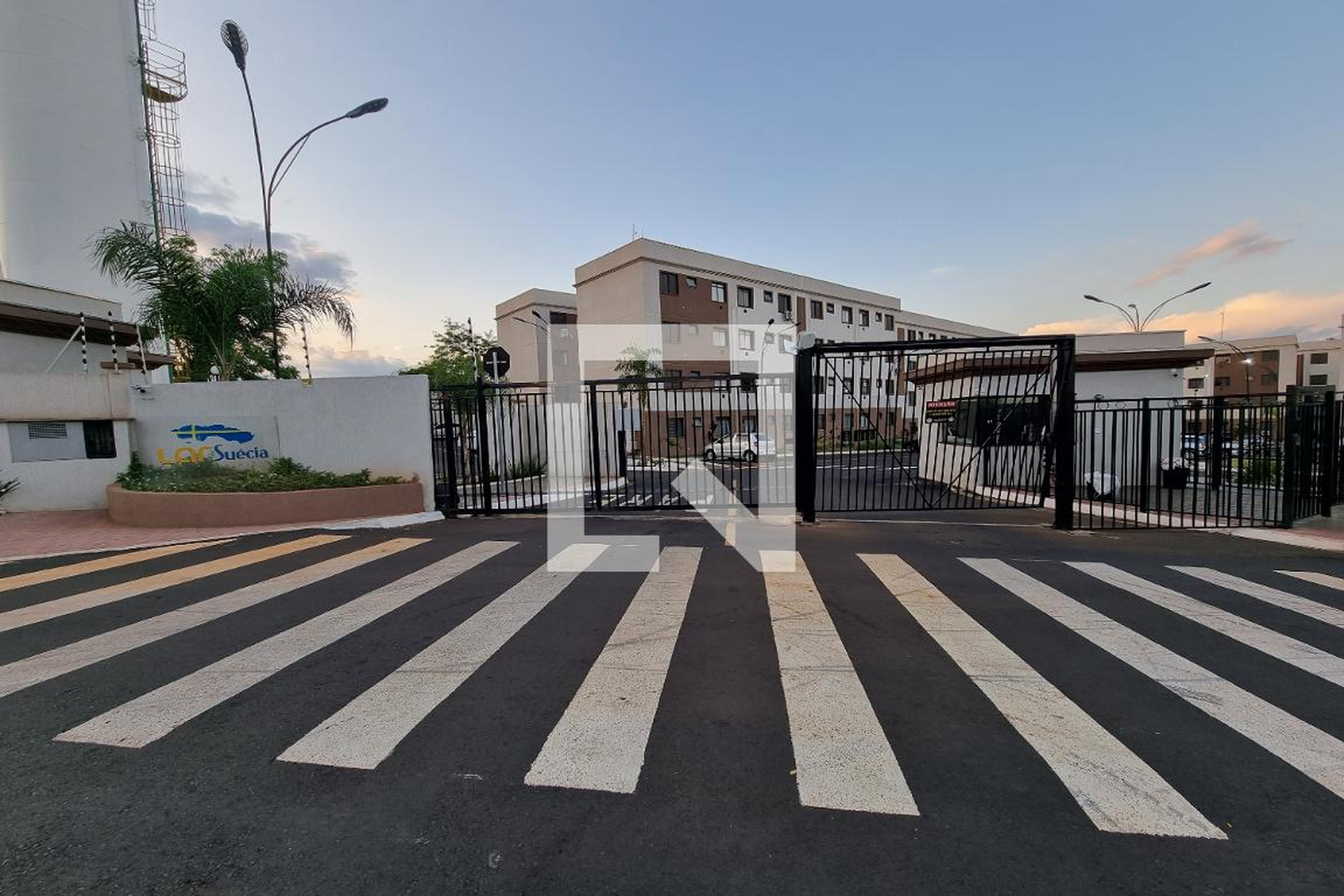 Fachada do Condomínio Condomínio Lar Suécia