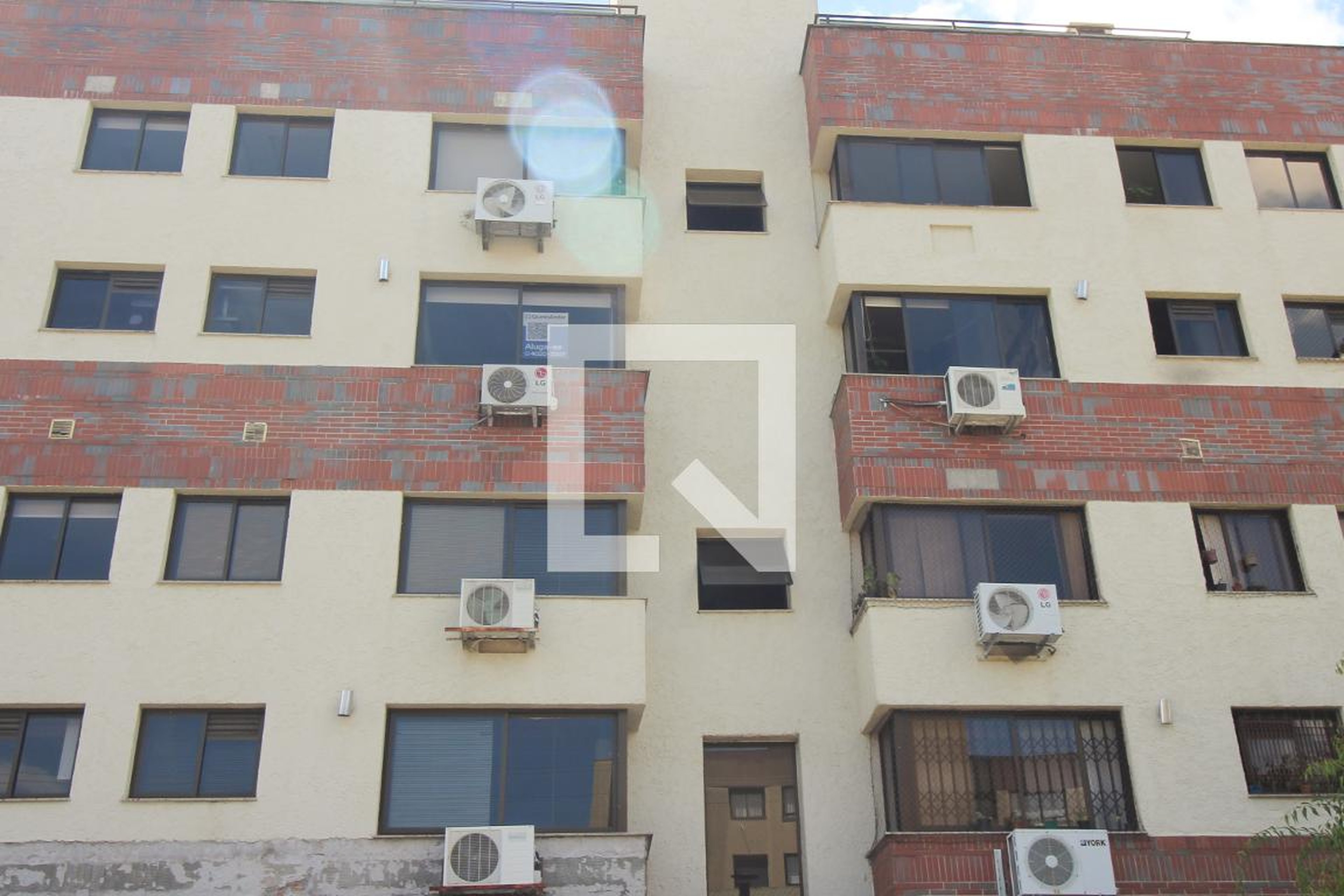 Fachada do Prédio Edifício Poente da Barão