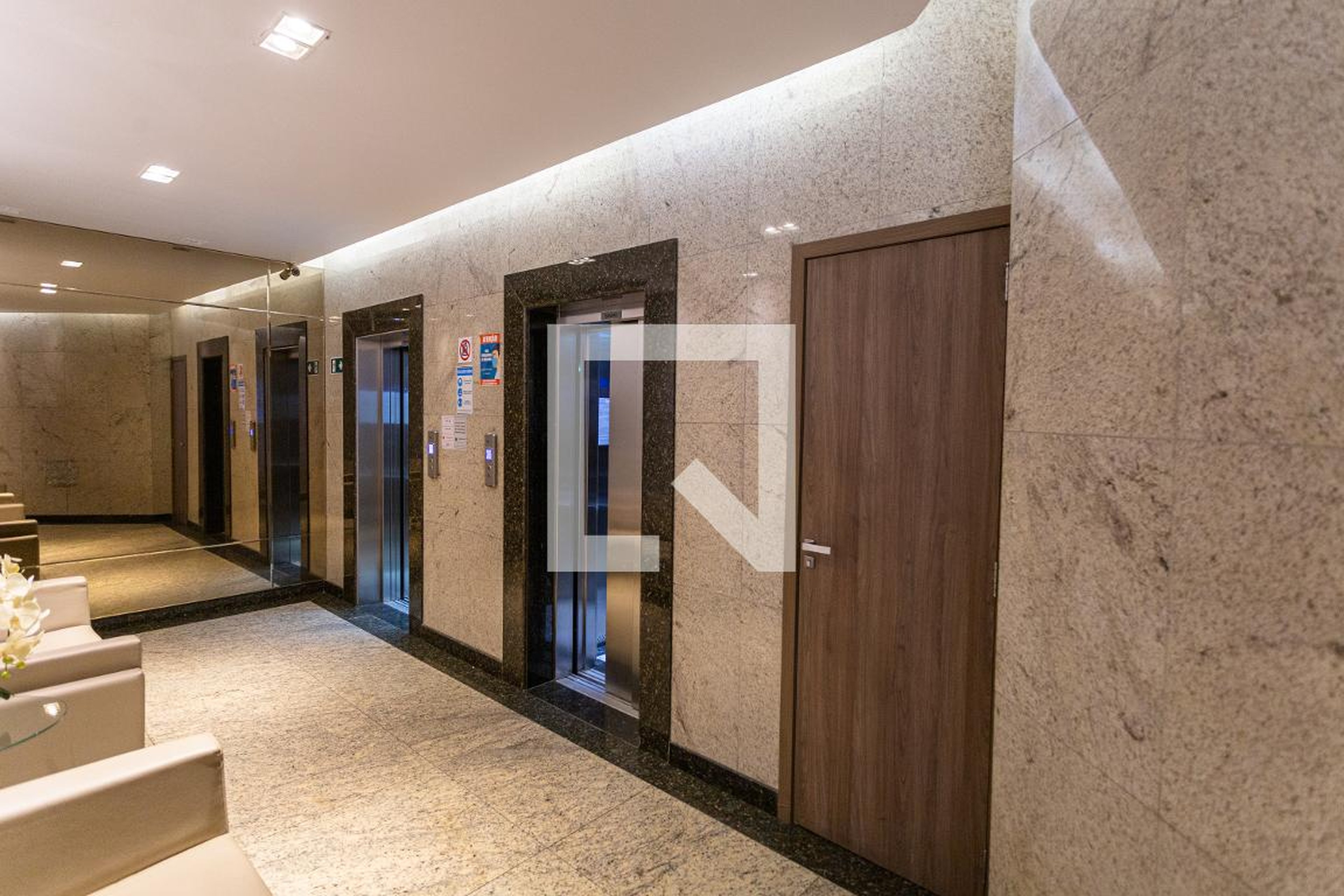 Hall de Entrada - Edifício Mendes Campos