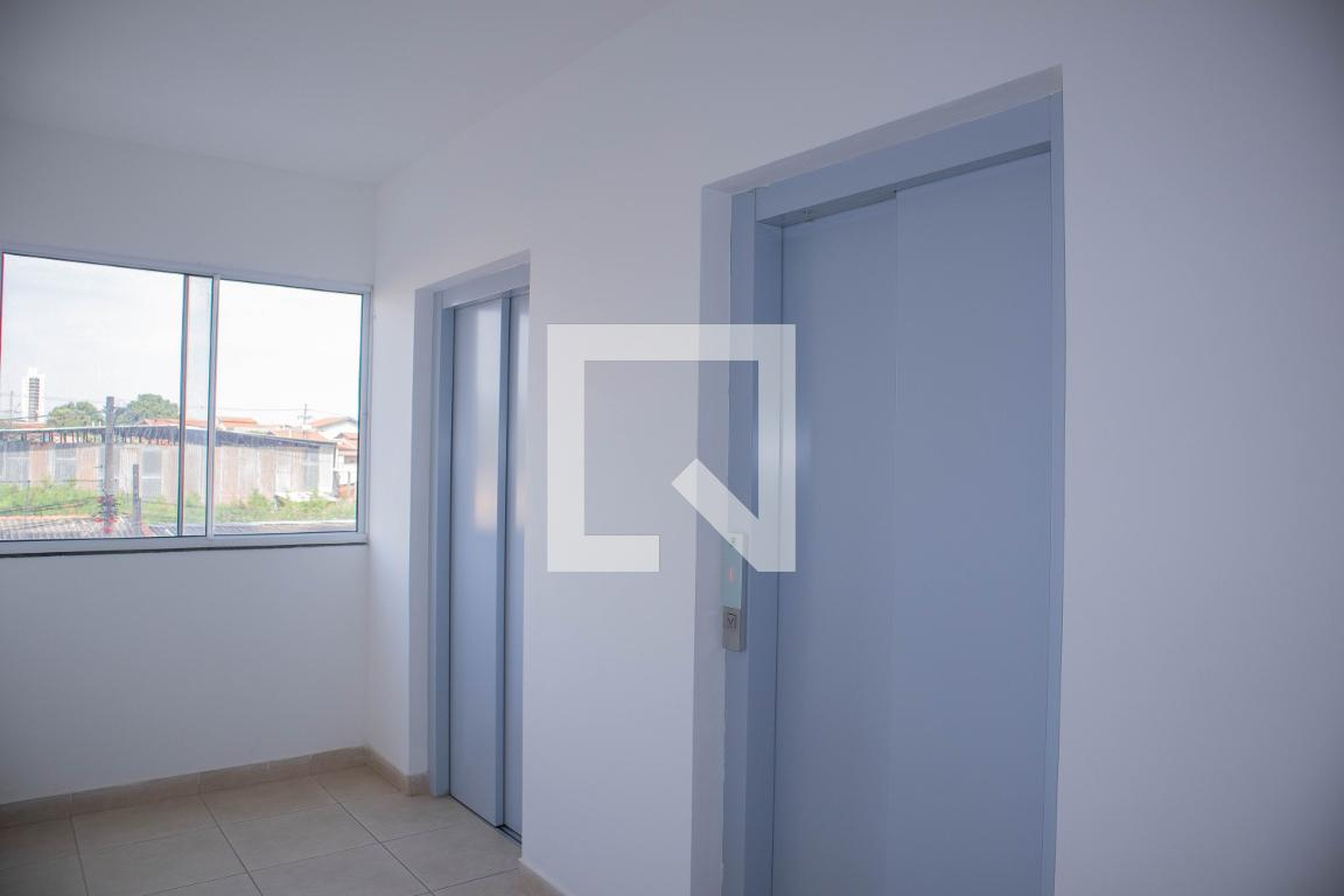 Elevador - Parque das Tulipas